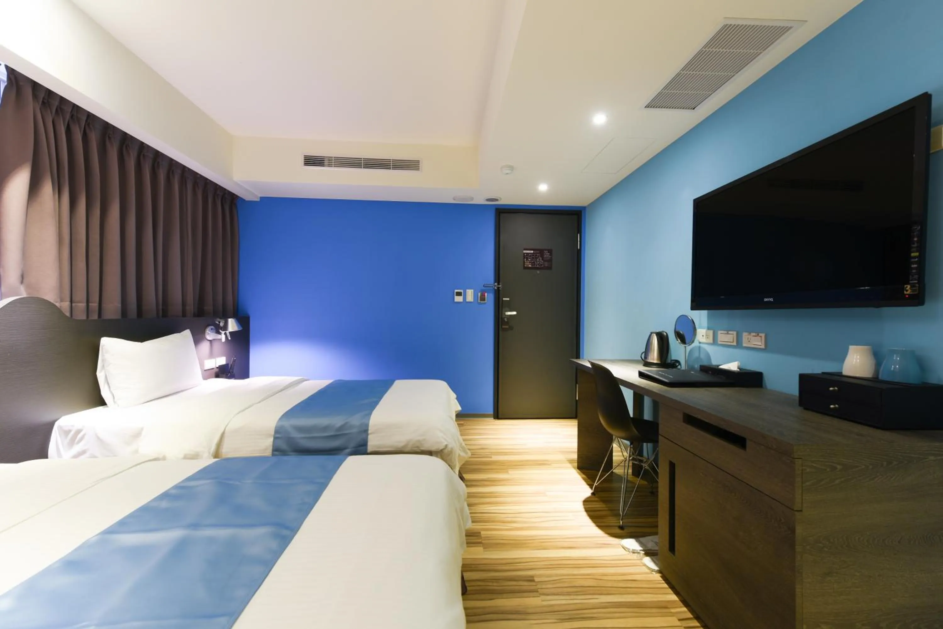 bunk bed, Bed in Blue Coast Hotel