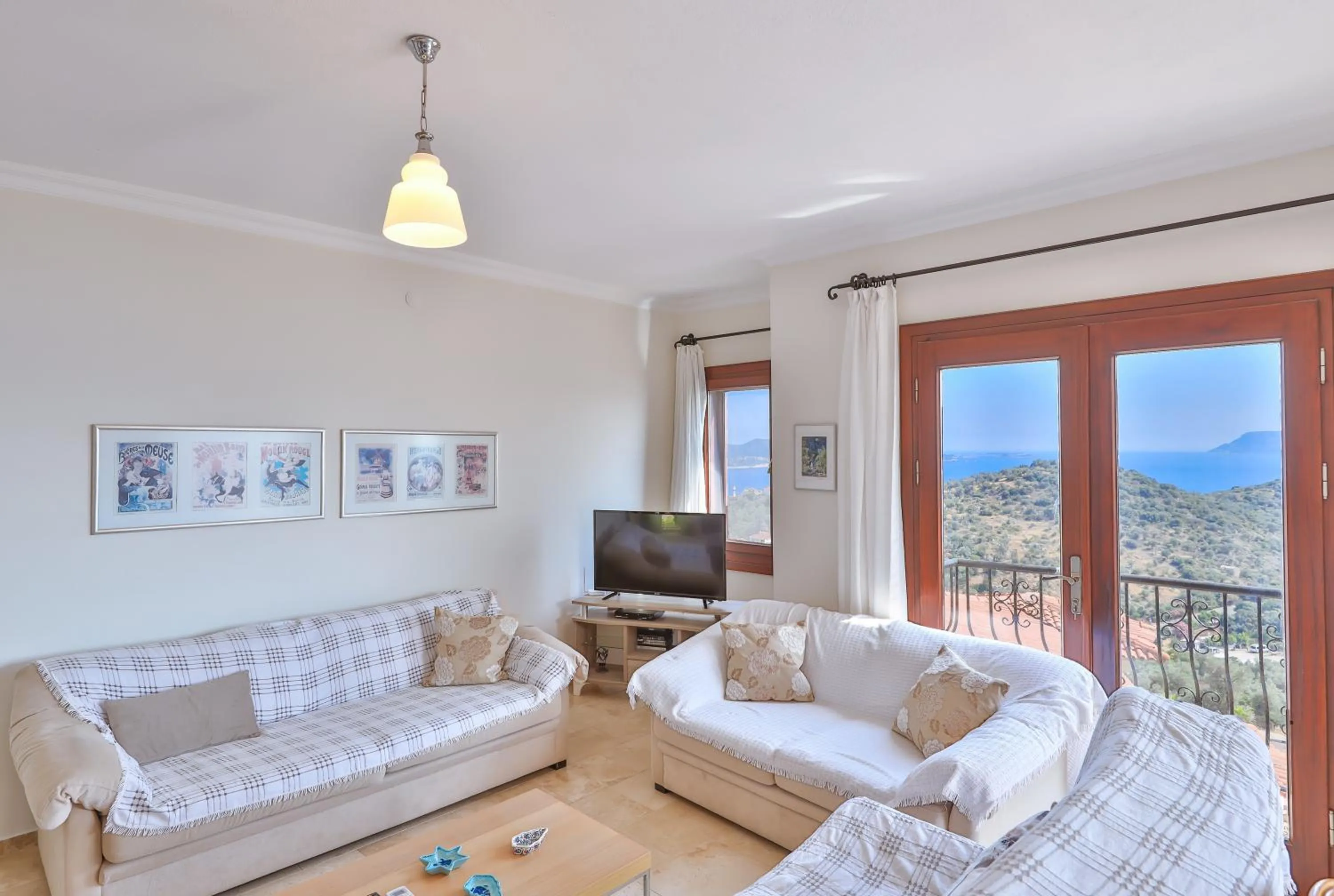 Seating area in Nirvana Apartments