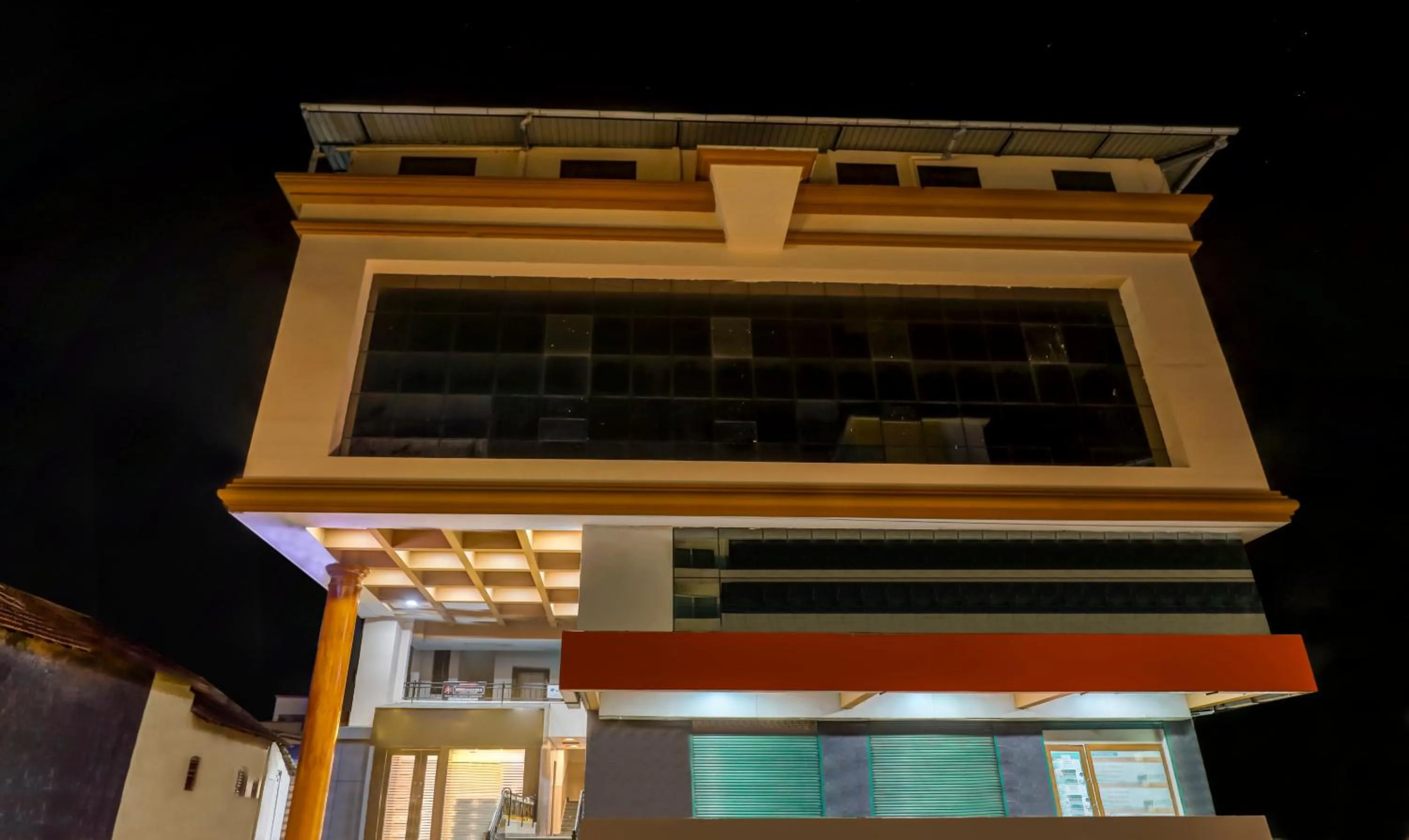 Property building in Treebo The Horizon Kankanady