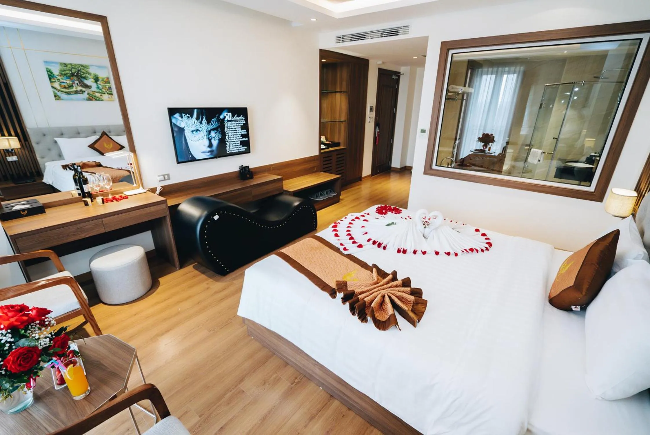 Bedroom in Manh Quan Luxury Hotel