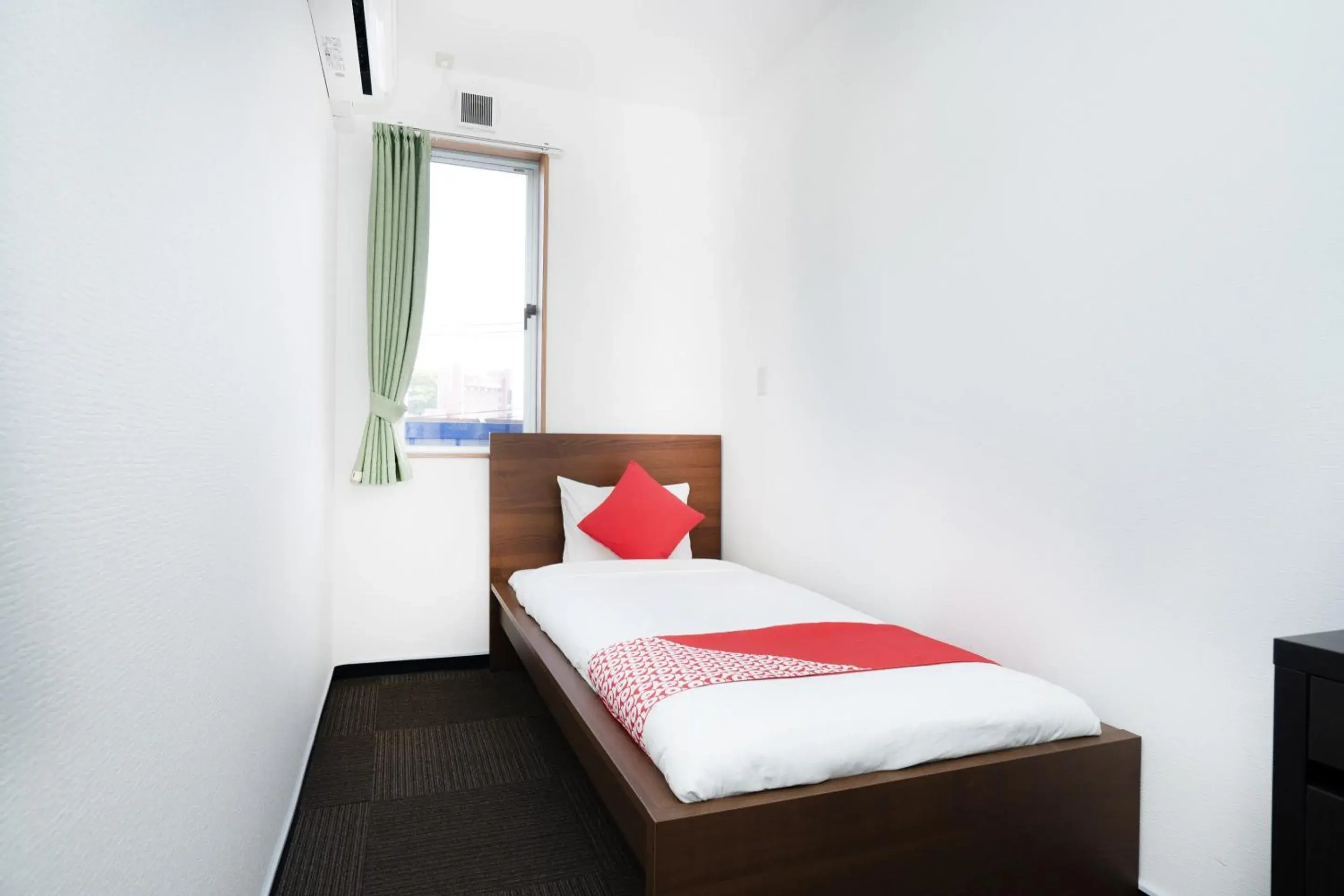 Single Room with Shared Bathroom - single occupancy - Non-Smoking in Tabist ホテル塩釜&松島 Single Room with Shared Bathroom - single occupancy - Non-Smoking in Tabist ホテル塩釜&松島