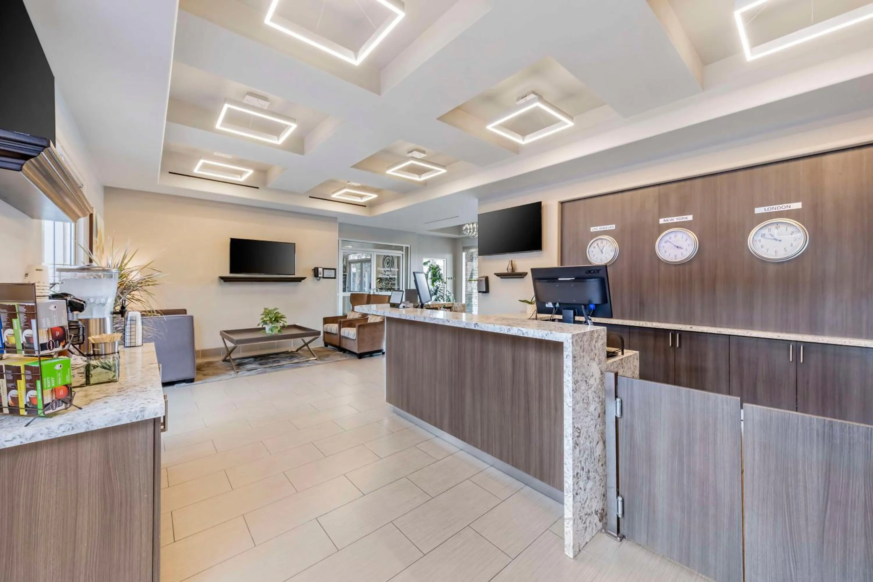 Lobby or reception in Best Western Canoga Park Motor Inn