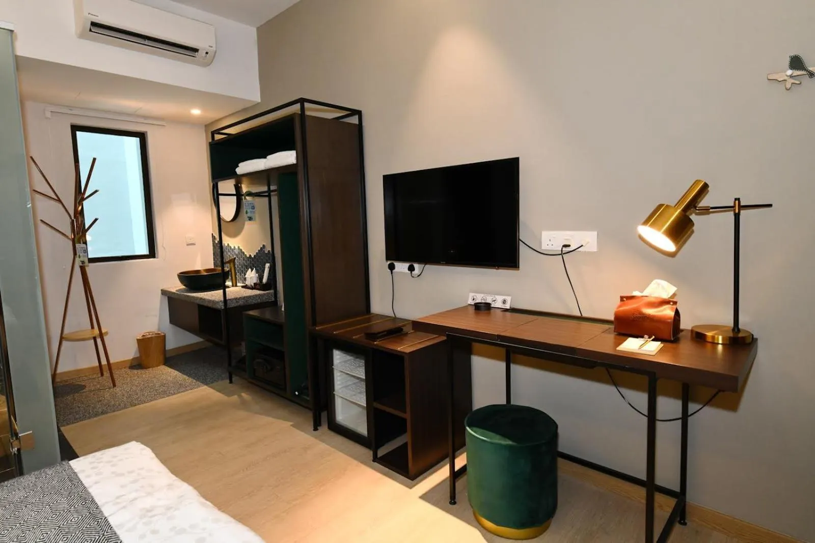 TV and multimedia in Sojourn Spa Hotel Ipoh