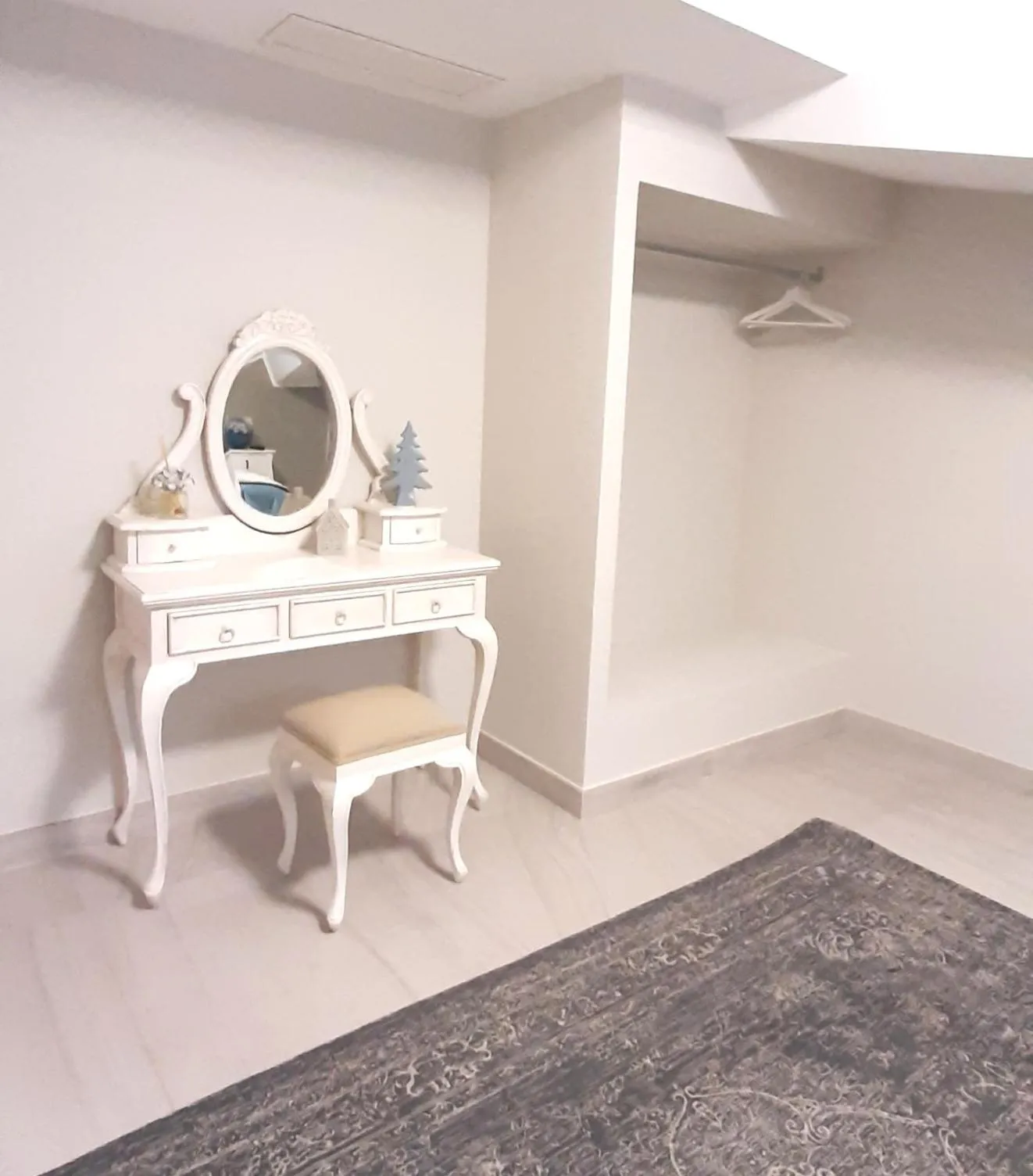 Photo of the whole room in Villa Arya