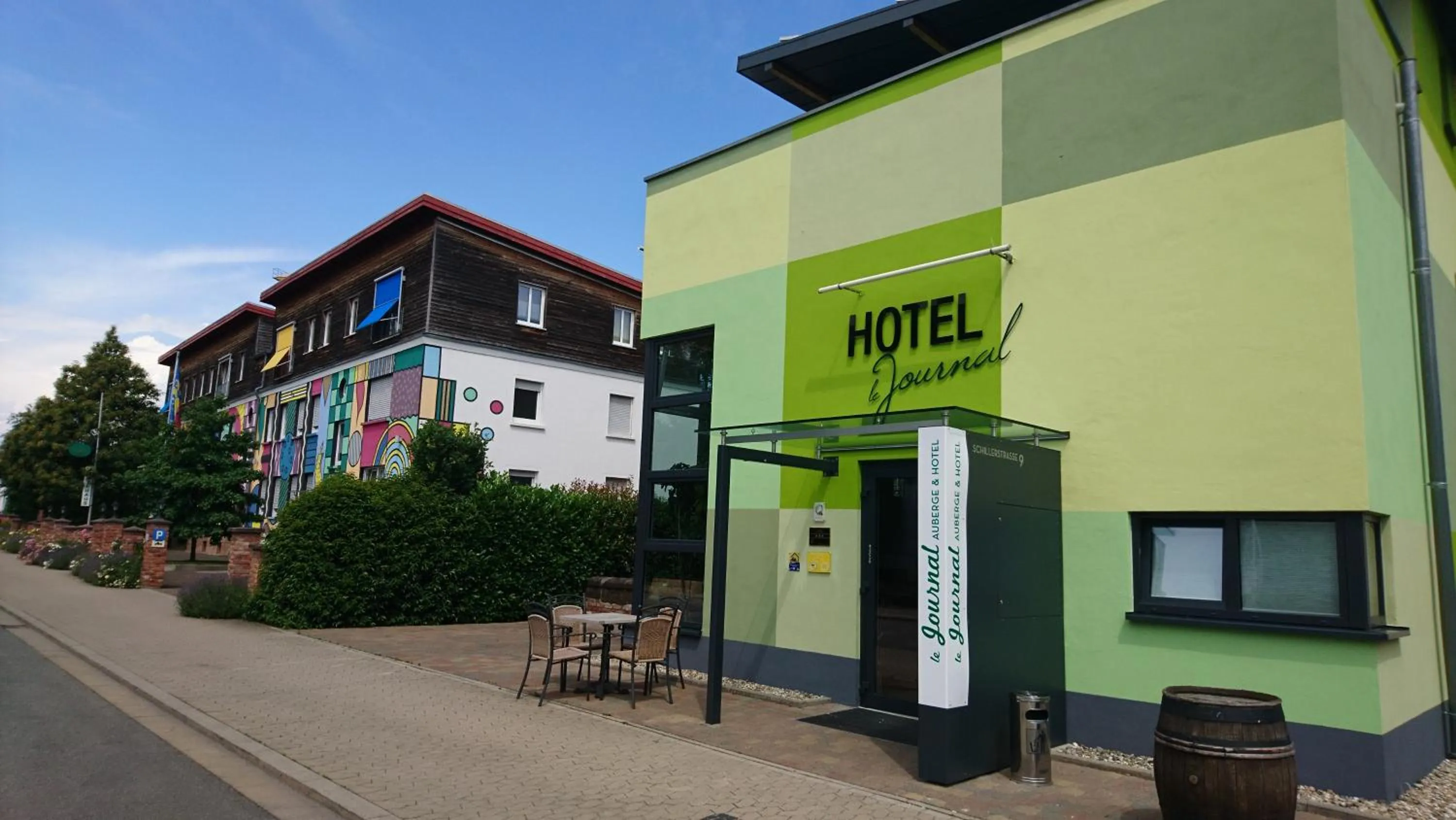 Facade/entrance in Hotel & Auberge le Journal