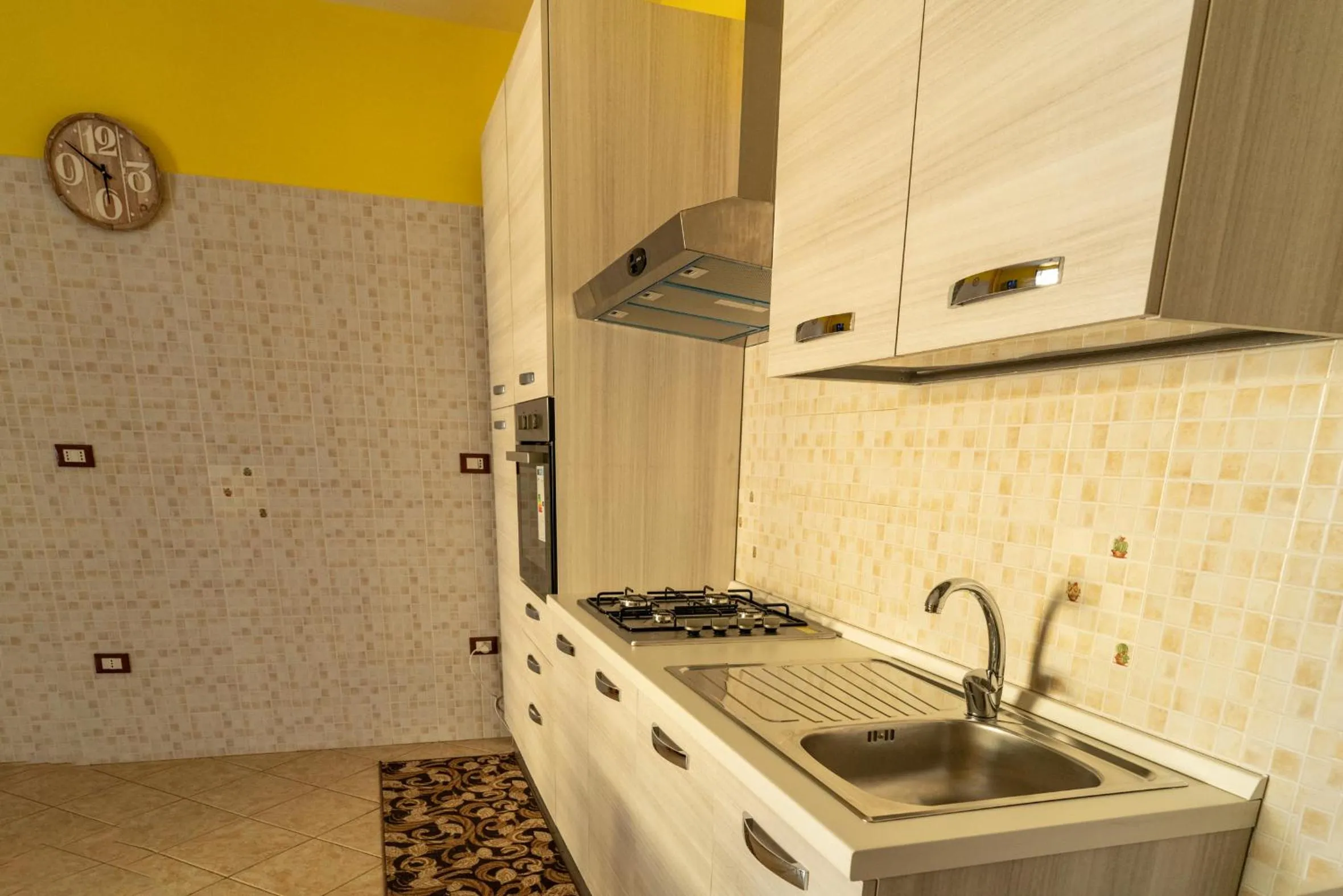 Kitchen or kitchenette in B&B Salerno