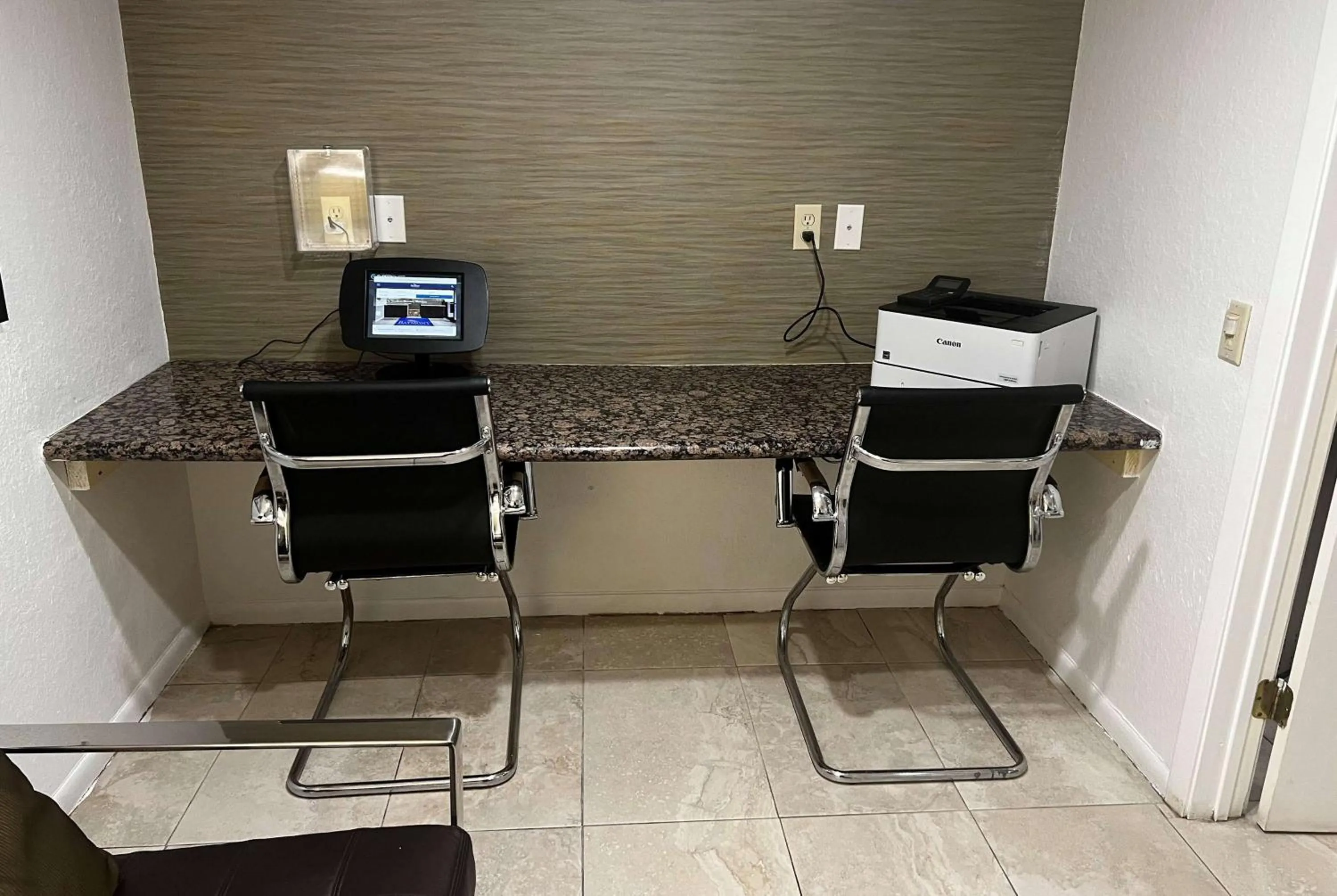 Business facilities in Baymont by Wyndham Houston/Westchase