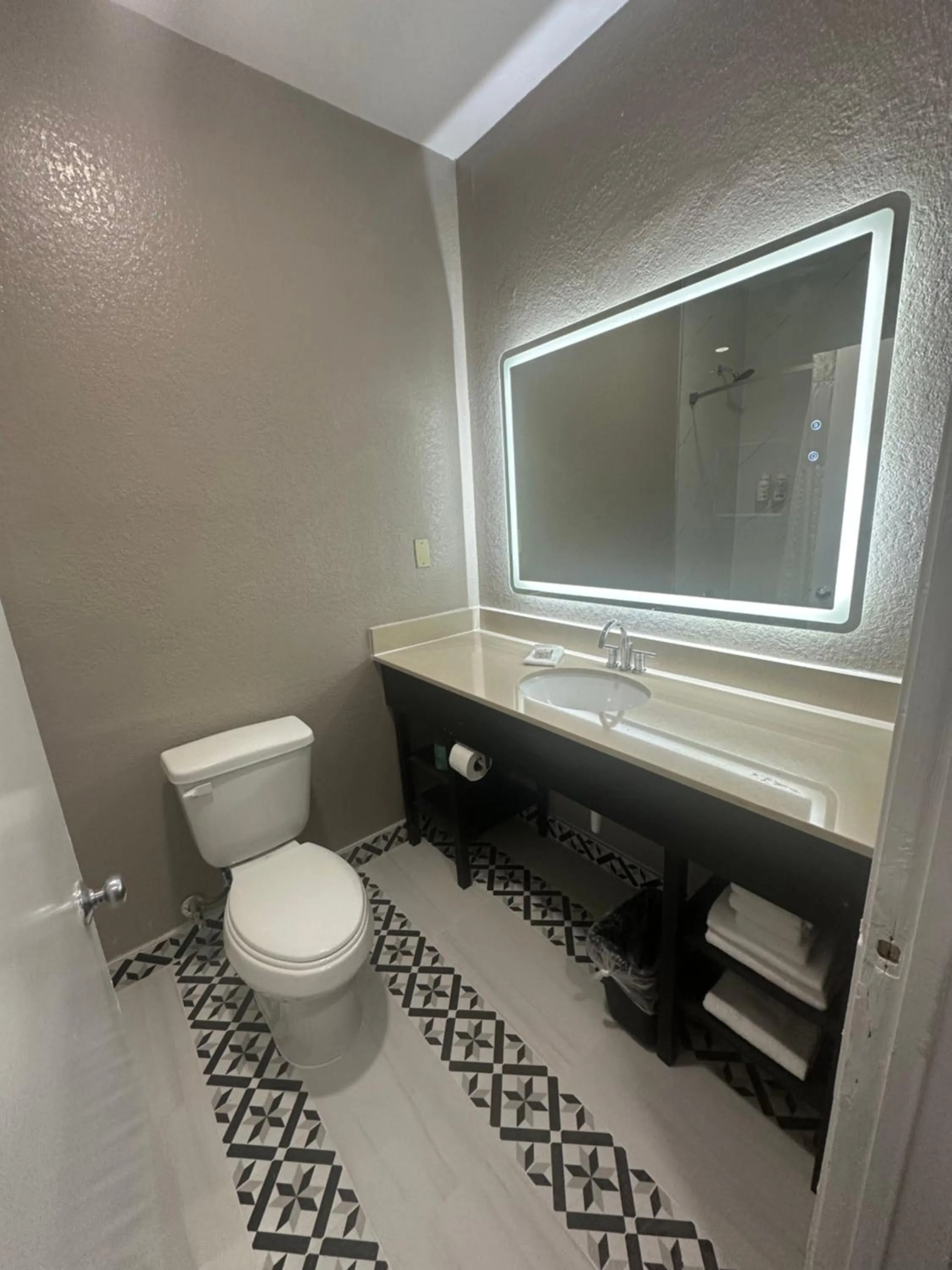 Bathroom in Studio 6 Houston, TX - Westchase