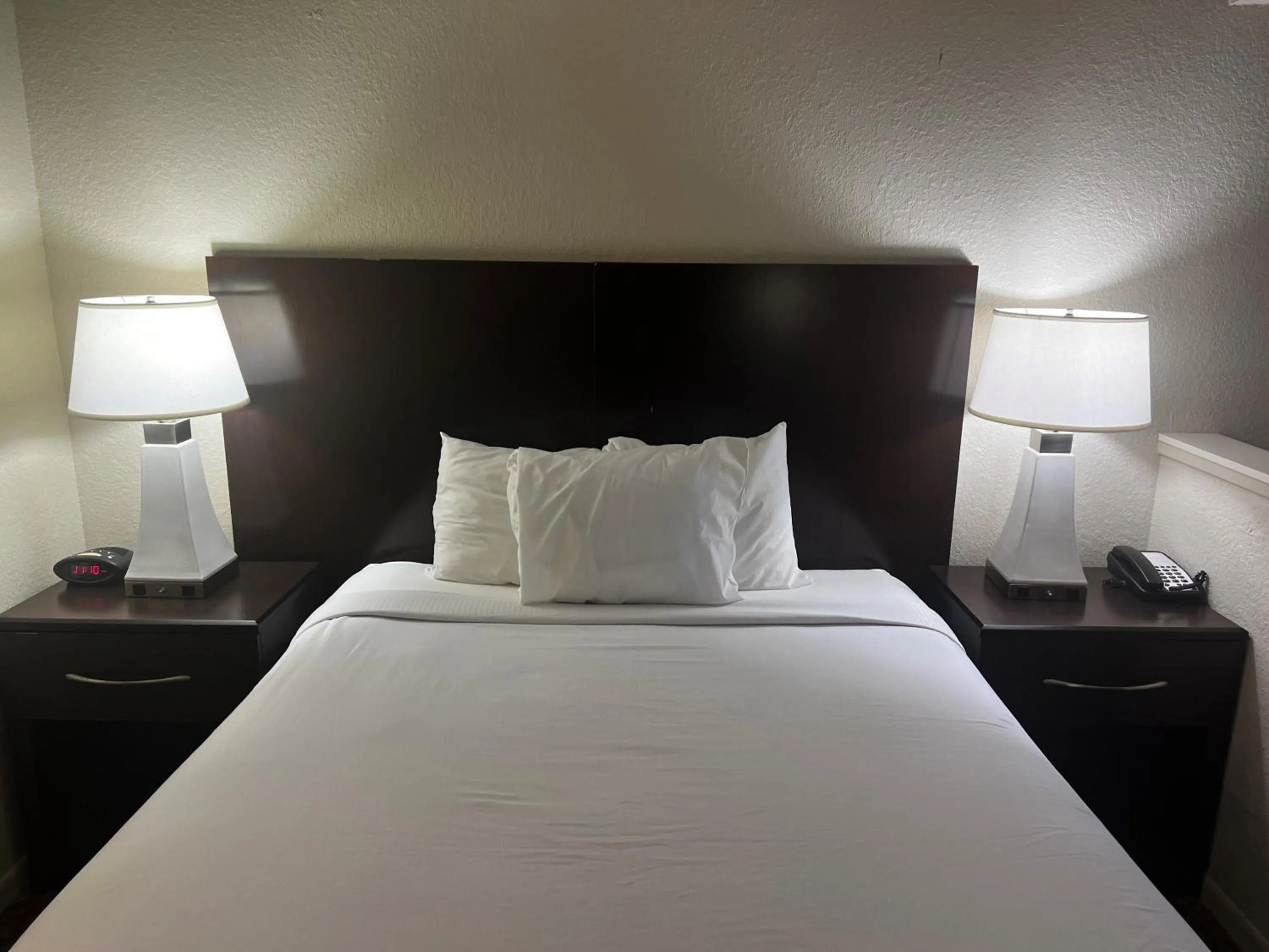 Bed in Baymont by Wyndham Houston/Westchase