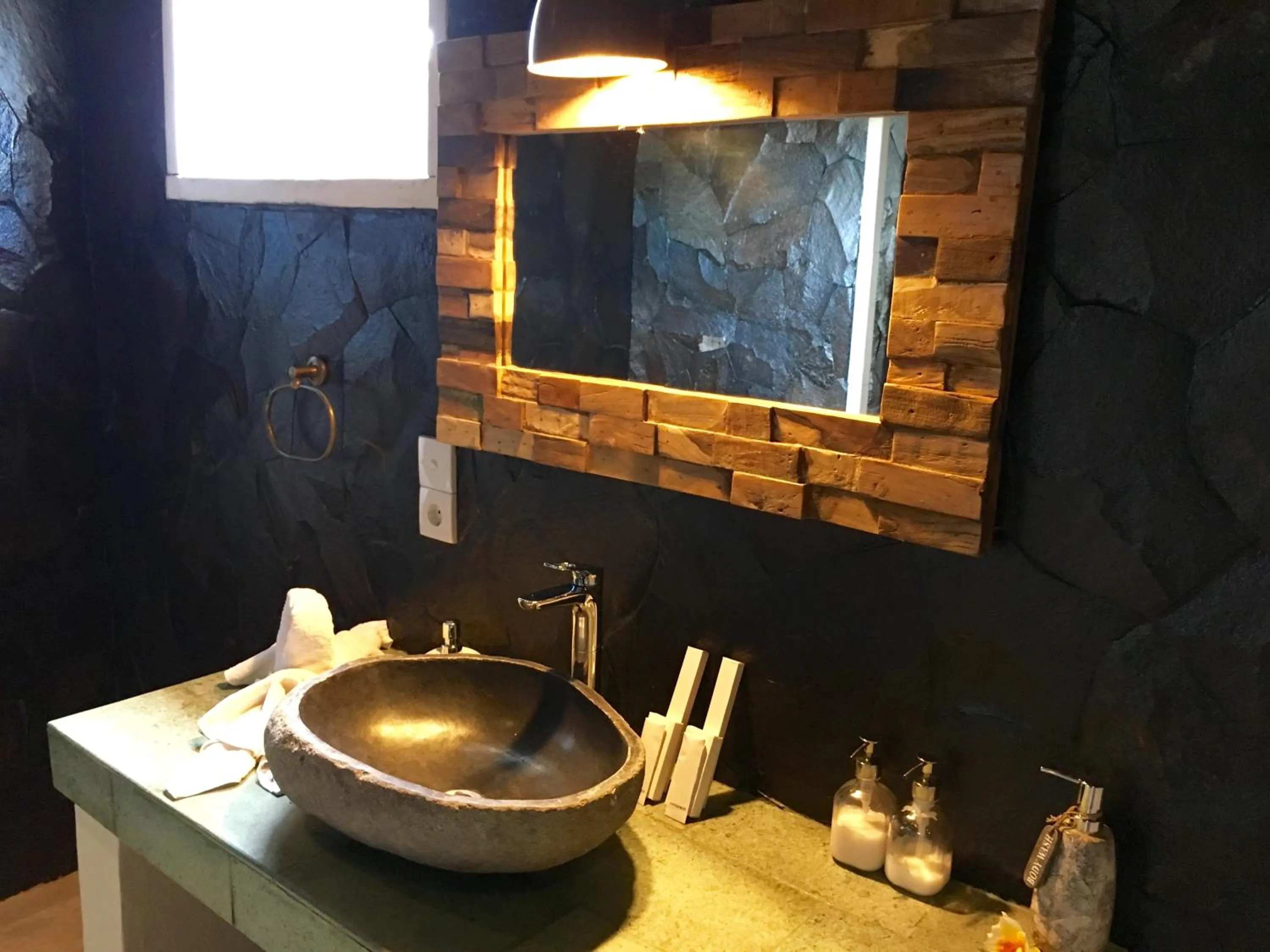 Bathroom in Twin Island Villas & Dive Resort