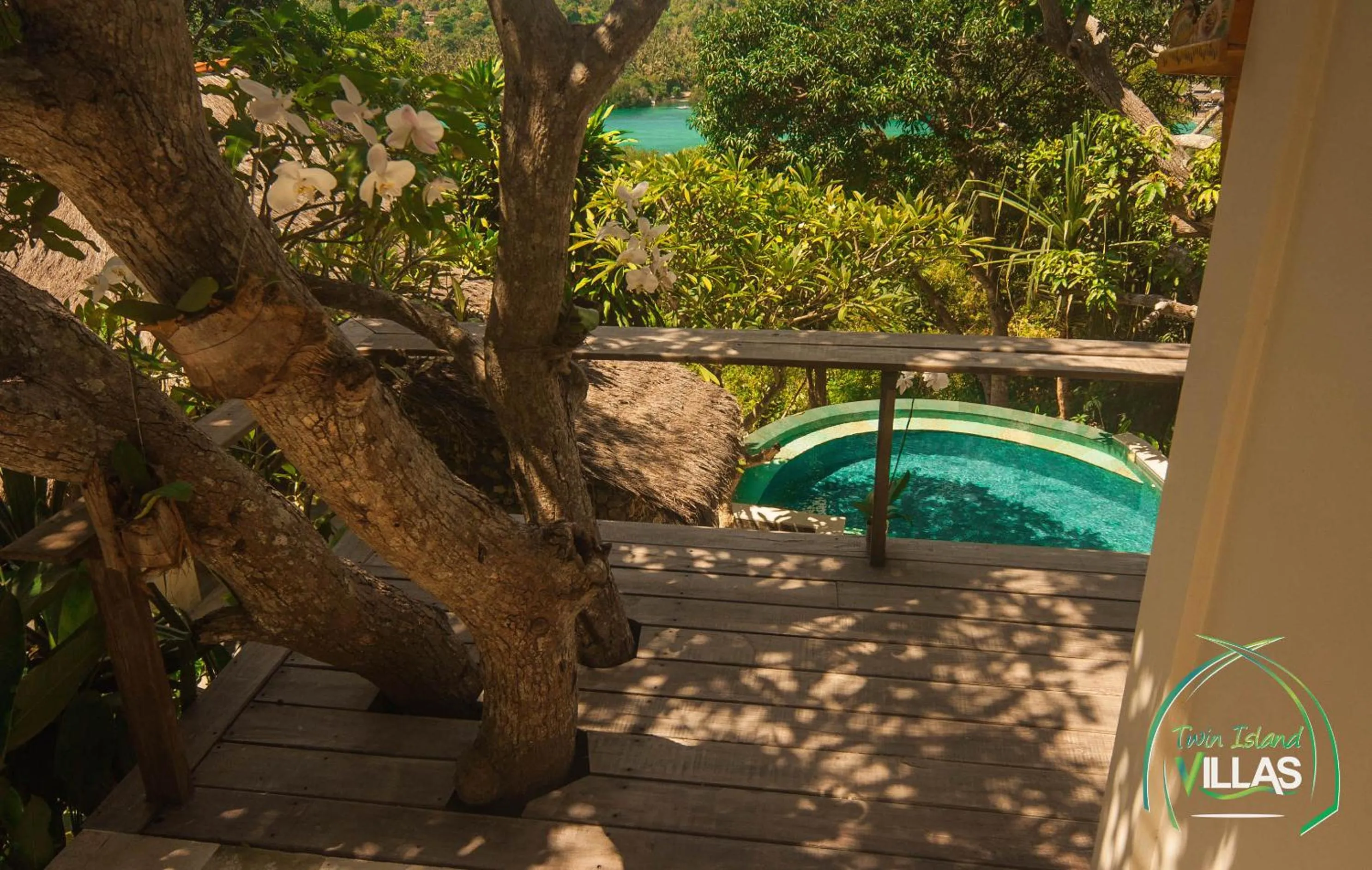 Balcony/Terrace in Twin Island Villas & Dive Resort