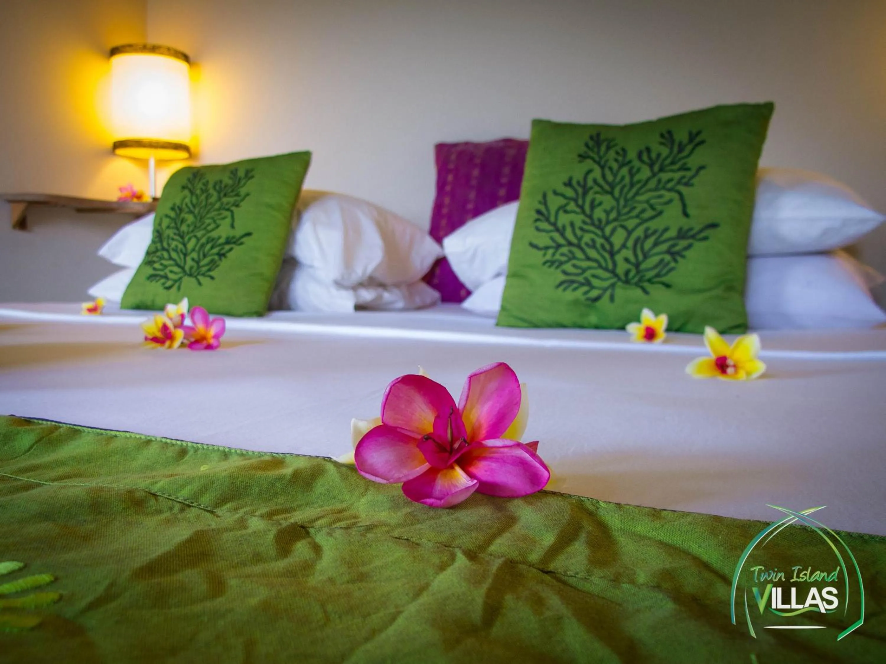 Bedroom, Bed in Twin Island Villas & Dive Resort