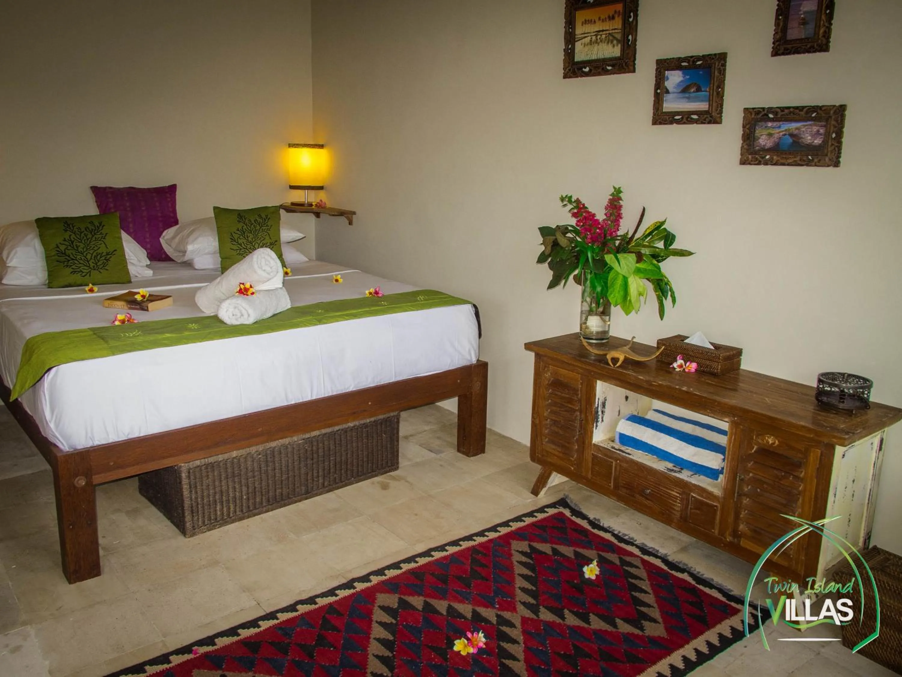 Bedroom, Bed in Twin Island Villas & Dive Resort