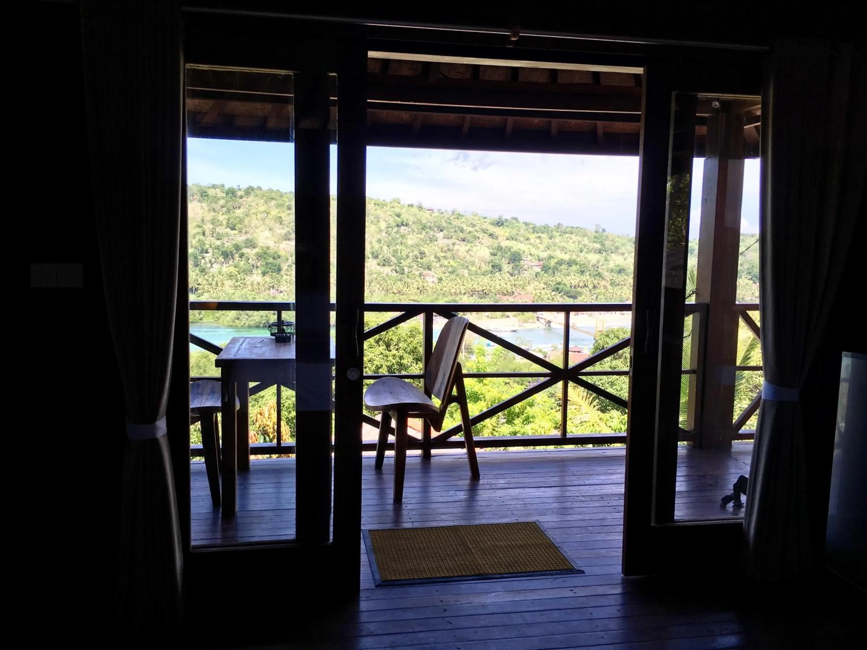 Day in Twin Island Villas & Dive Resort