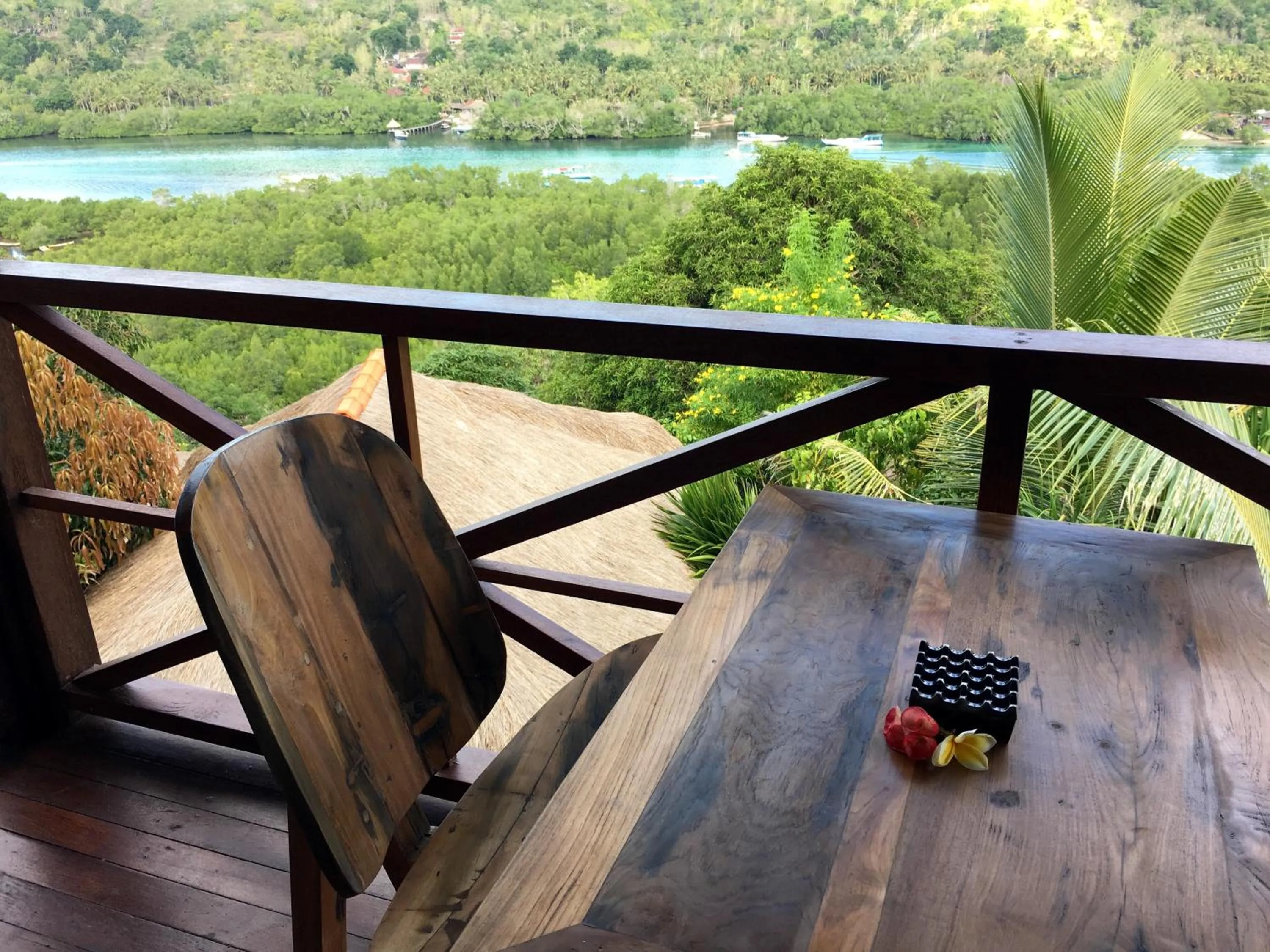 Balcony/Terrace in Twin Island Villas & Dive Resort
