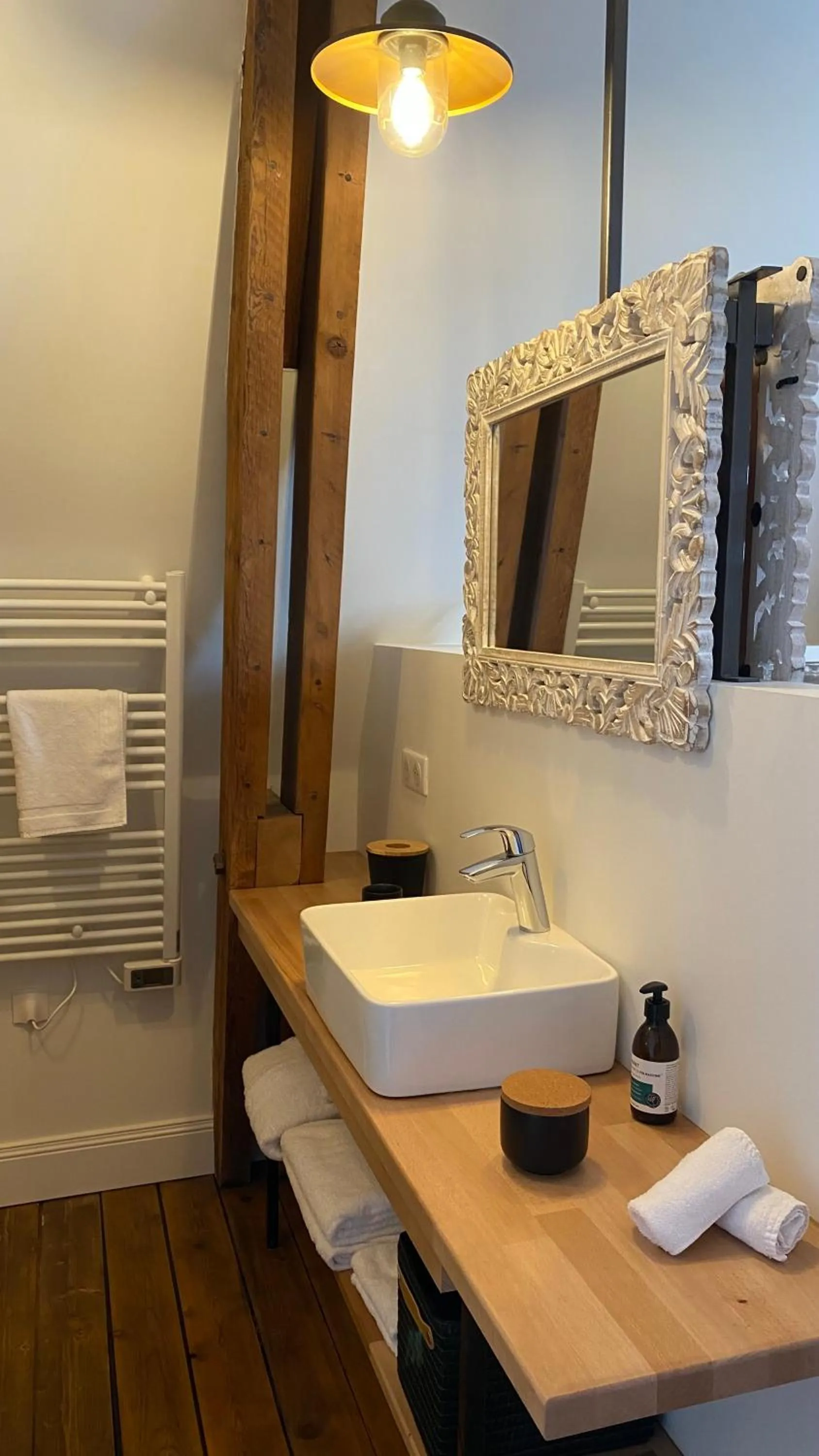 Bathroom in Le Clos des Queyries, Chambres d'Hôtes