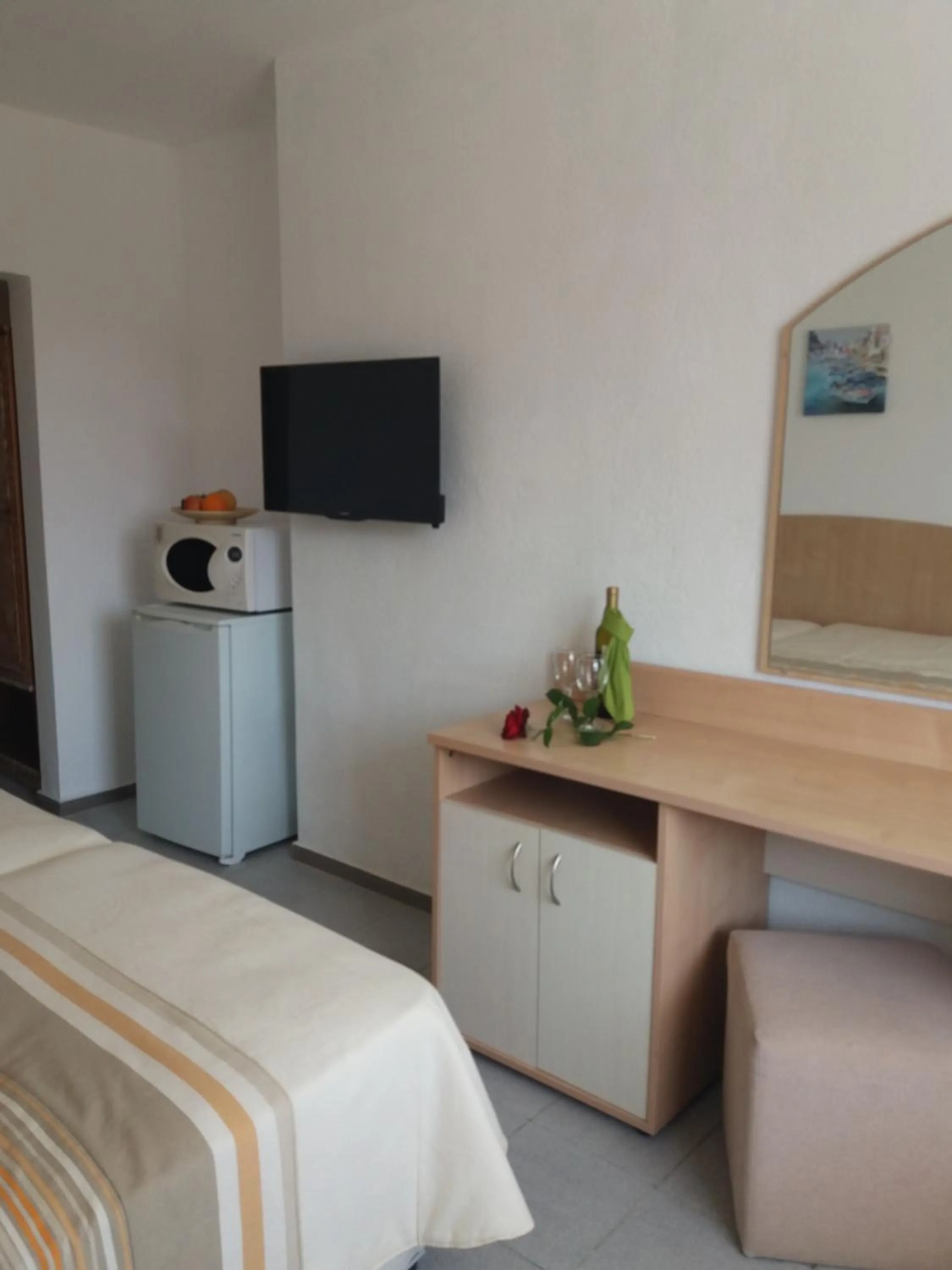 Bed in Alba Family Club Hotel