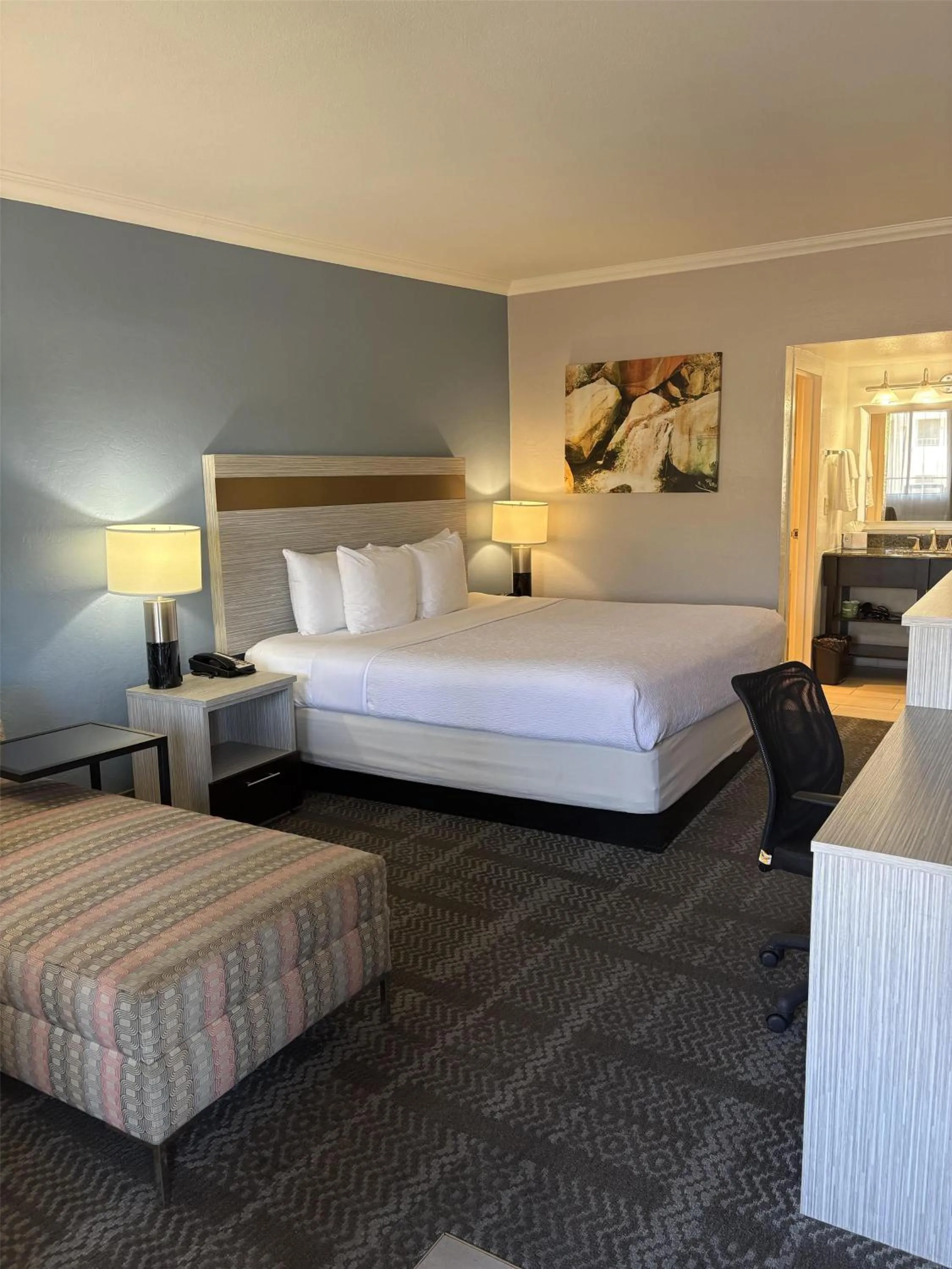 Bedroom, Bed in SureStay InnSuites Phoenix Hotel & Suites by Best Western