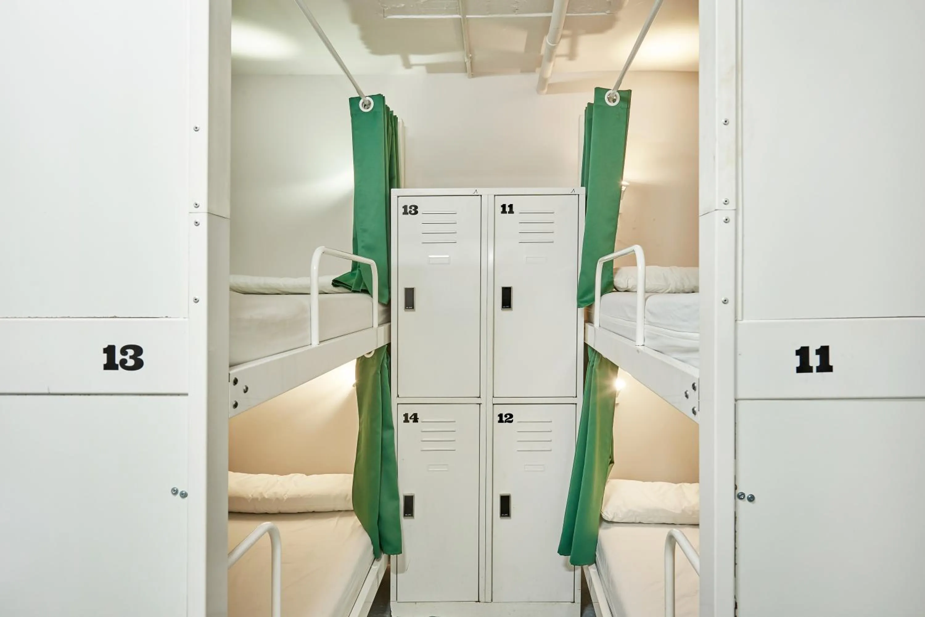 Hola Hostal Eixample