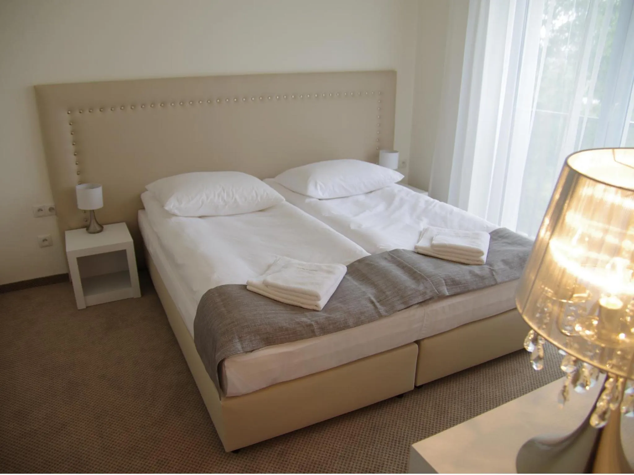 Bed in Hotel Uniejów