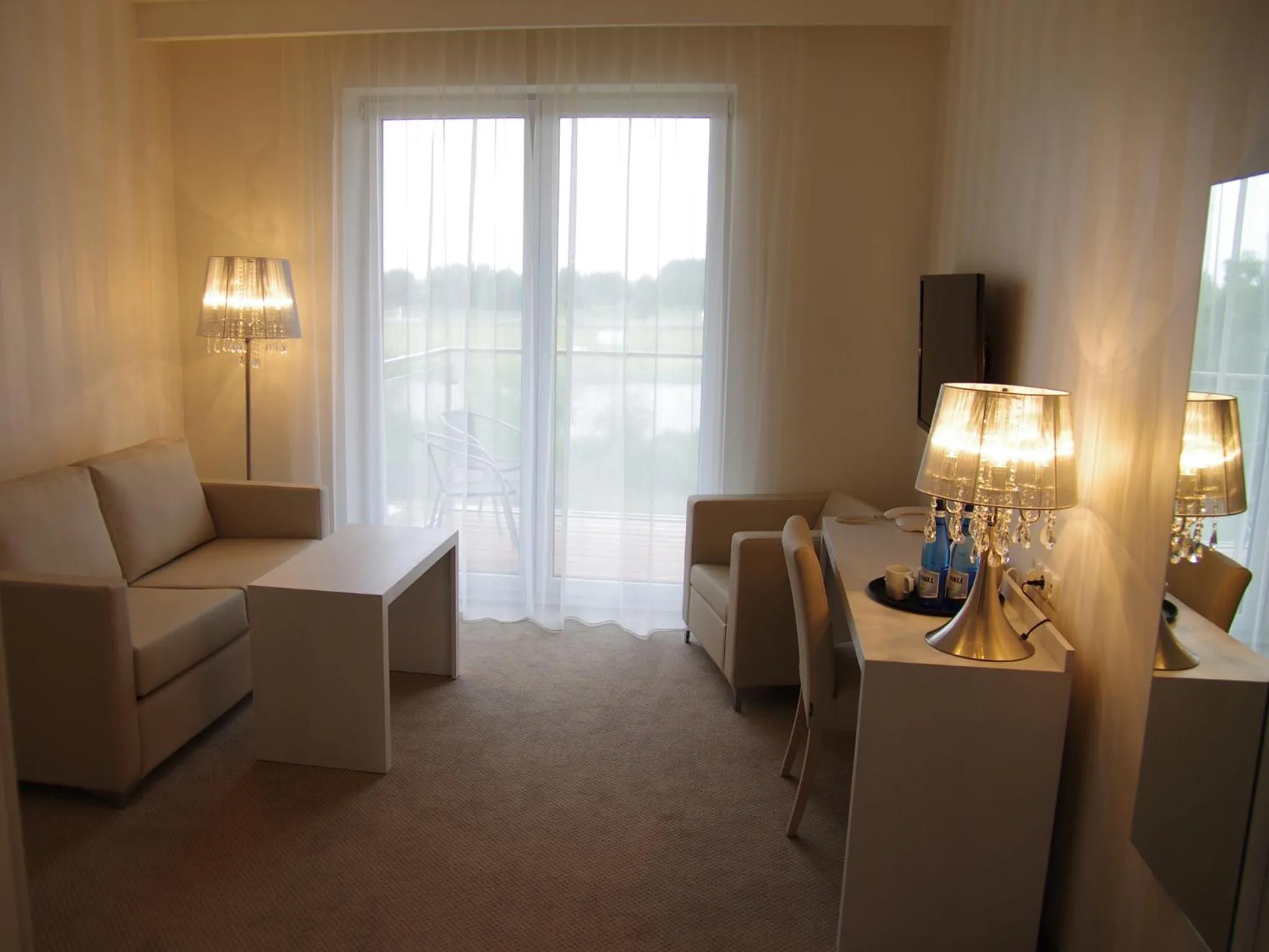 Seating area in Hotel Uniejów