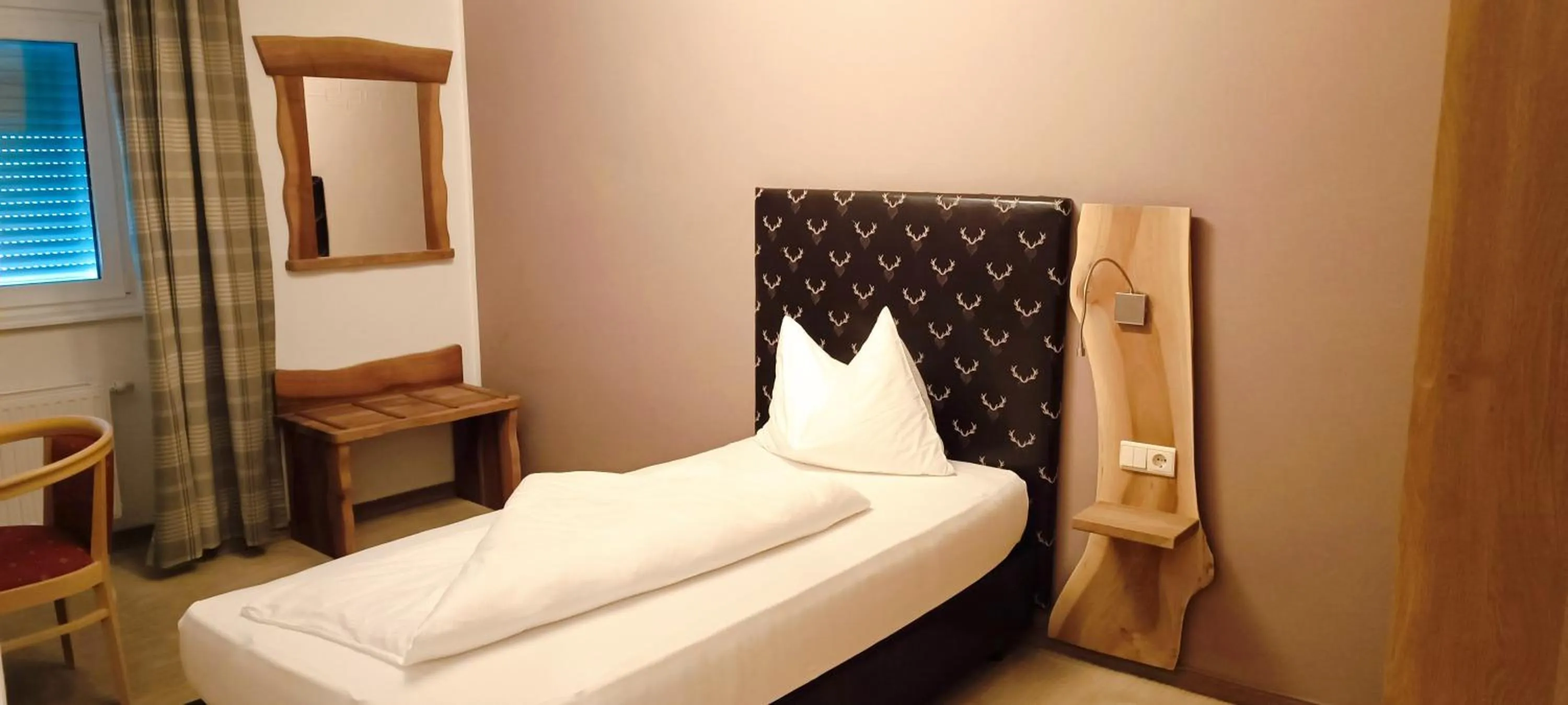 Photo of the whole room, Bed in Weingut & Genusshotel Spitalerhof Superior