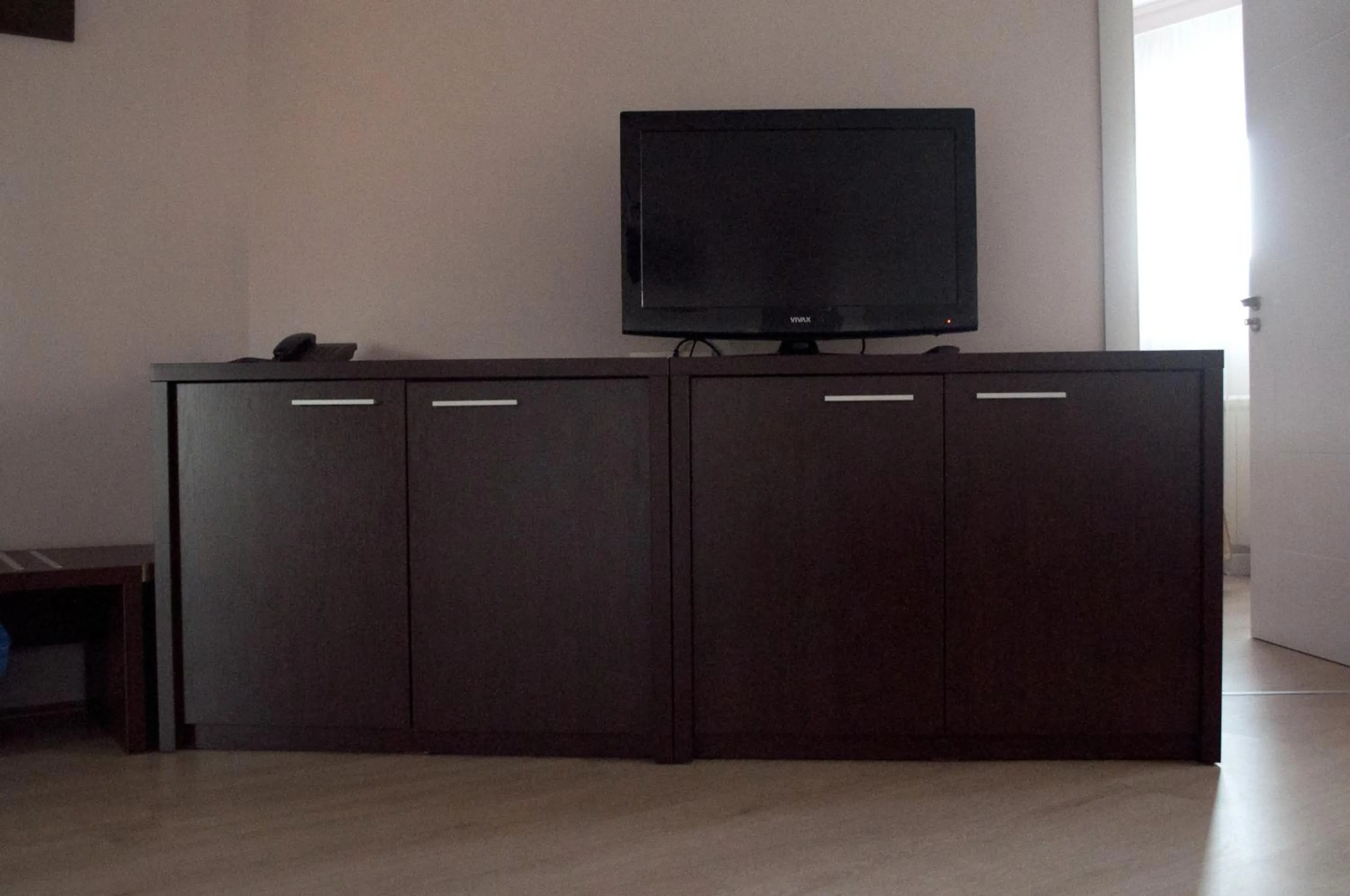 TV and multimedia in Garni Hotel 018 In