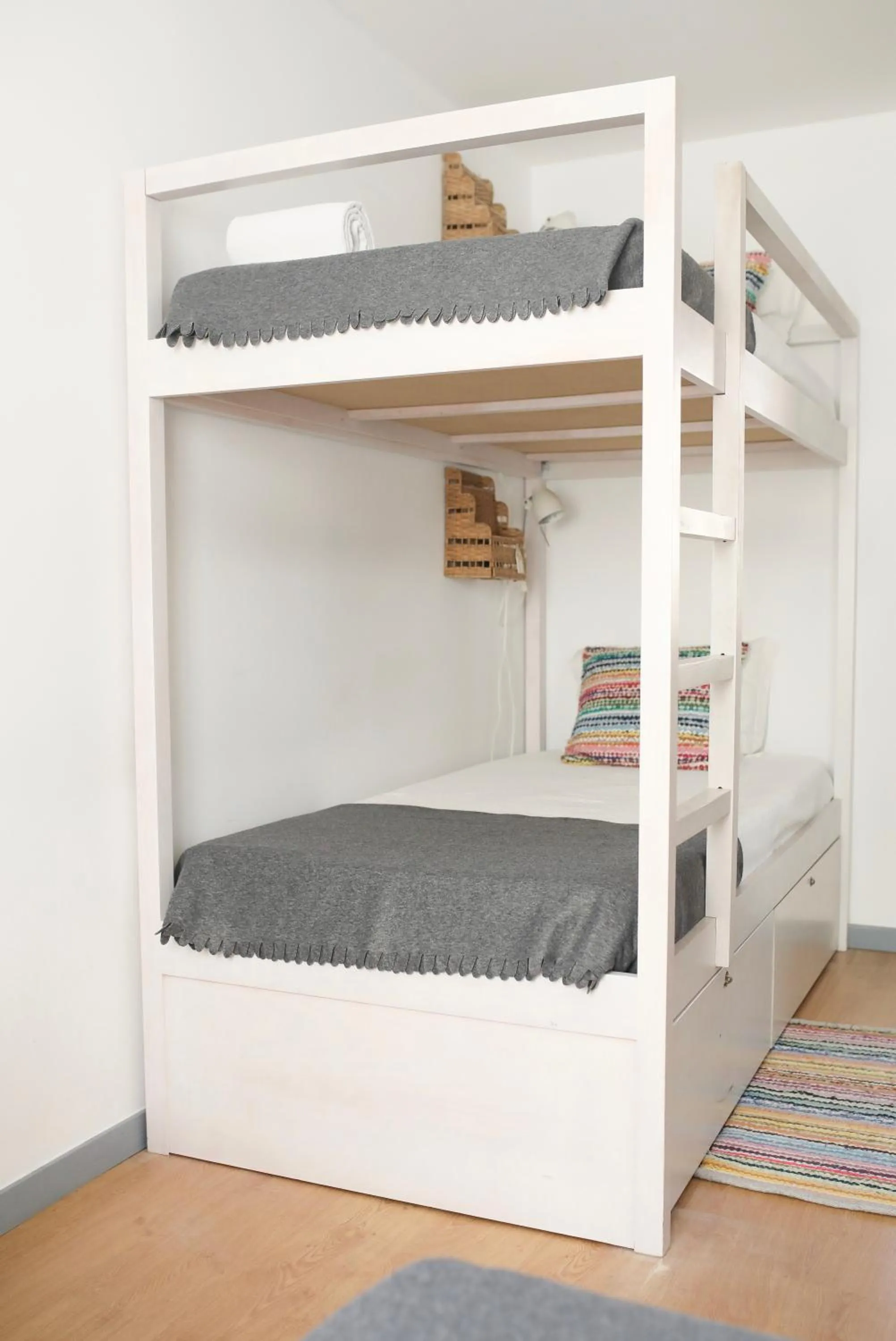 Decorative detail, Bed in Peneco Albufeira GuestHouse