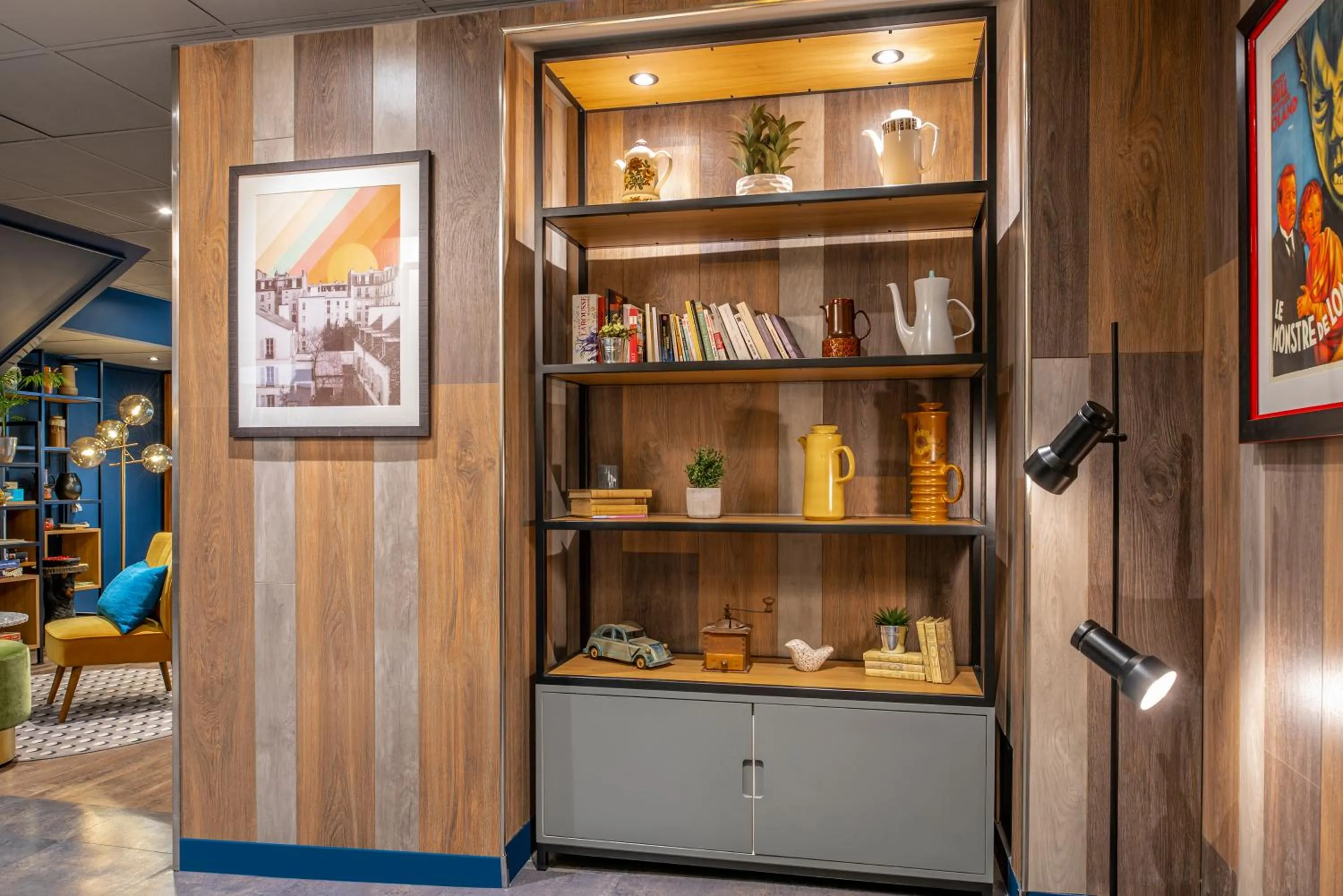 Lobby or reception in ibis Paris Grands Boulevards Opéra 9e