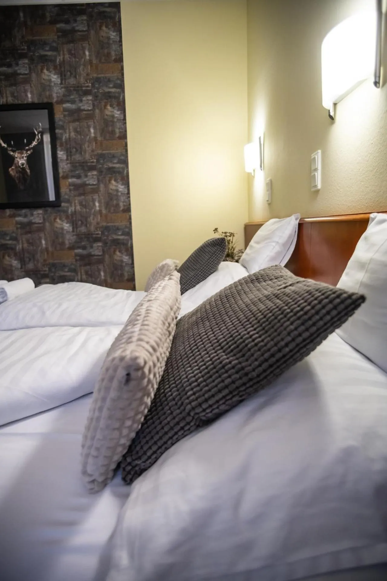 Bed in 4 Évszak Hegyihotel