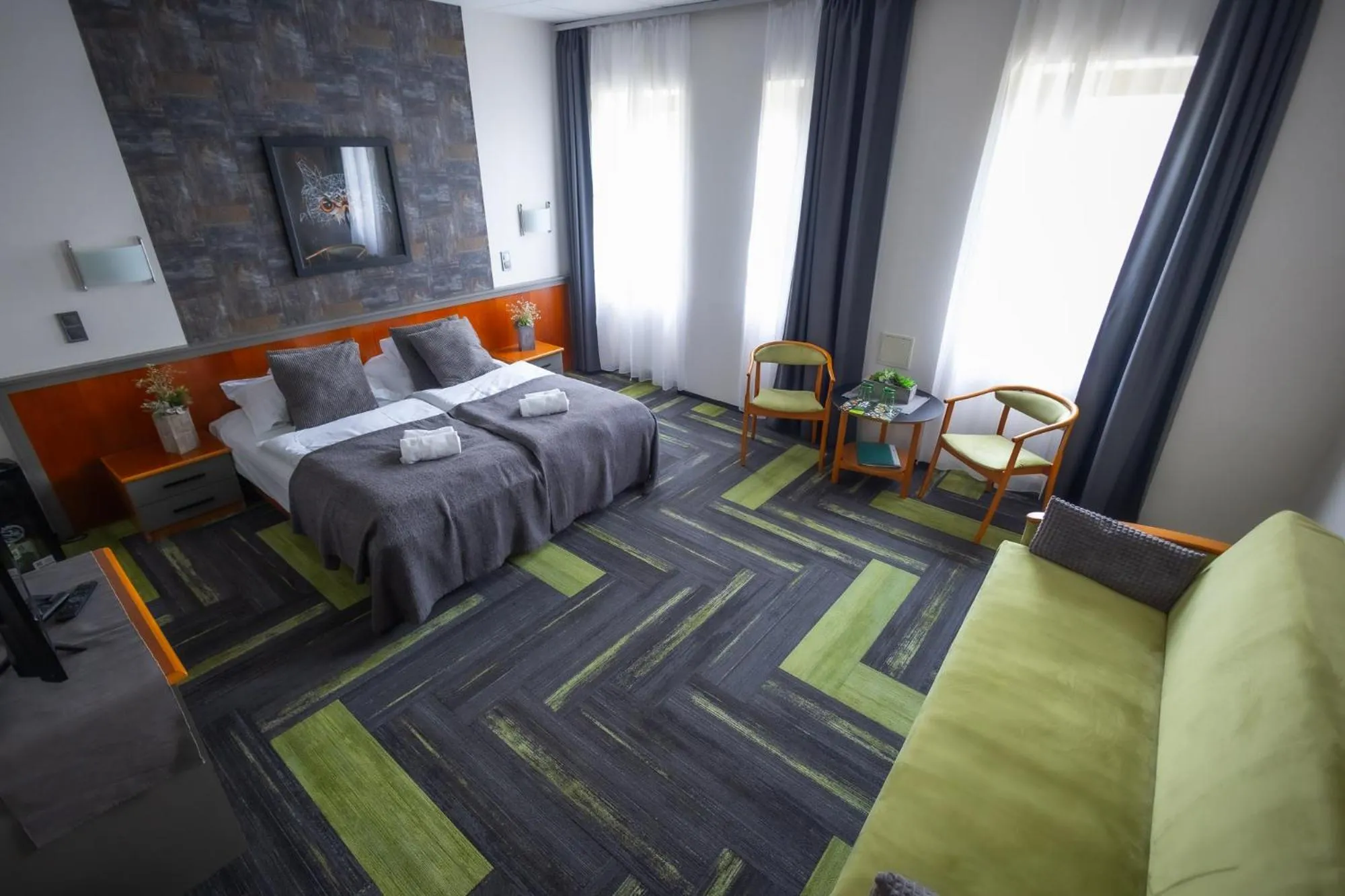 Bed in 4 Évszak Hegyihotel