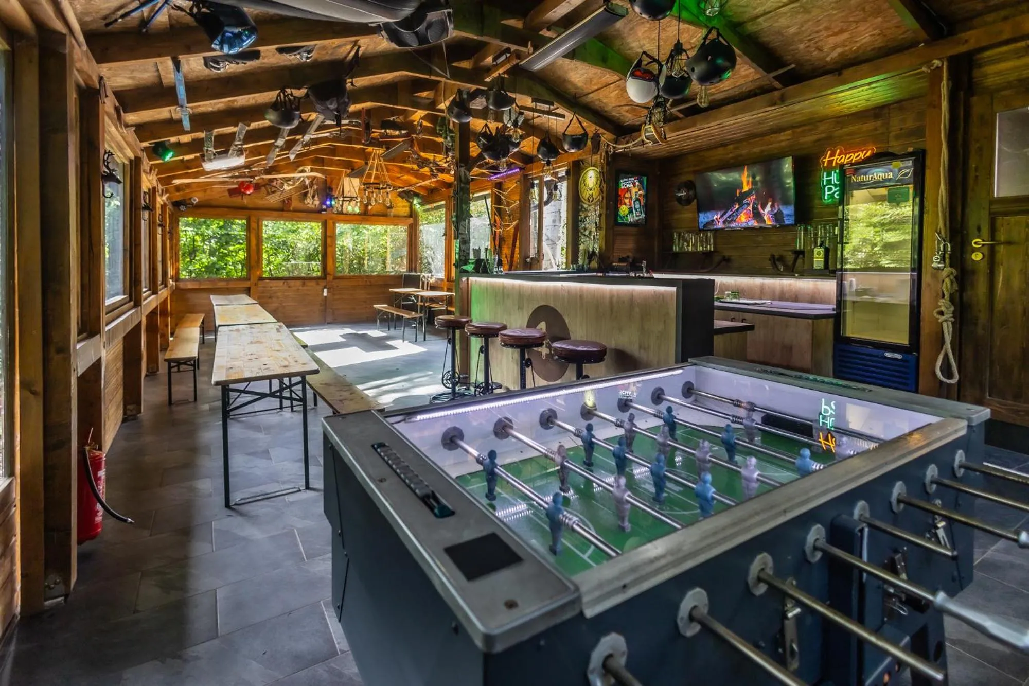 Lounge or bar in 4 Évszak Hegyihotel