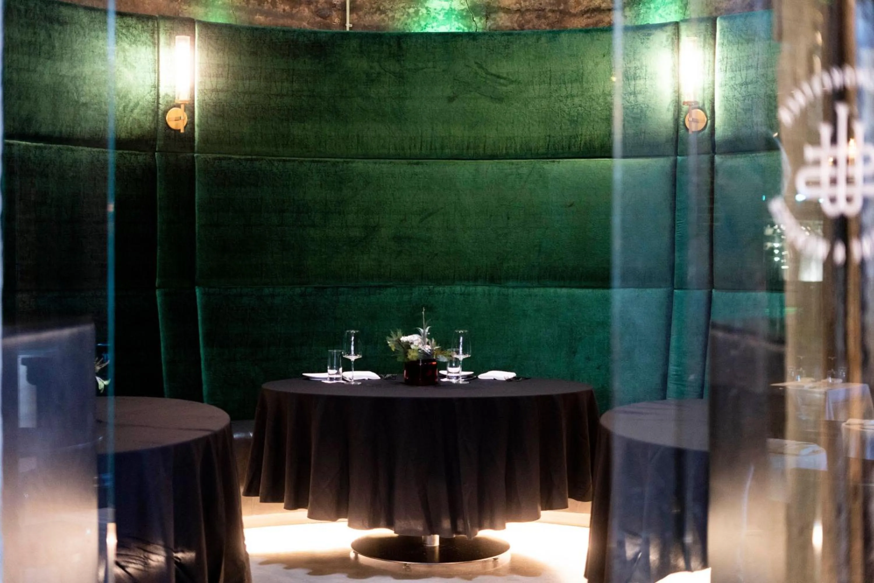 Restaurant/places to eat in JW Marriott Savannah Plant Riverside District