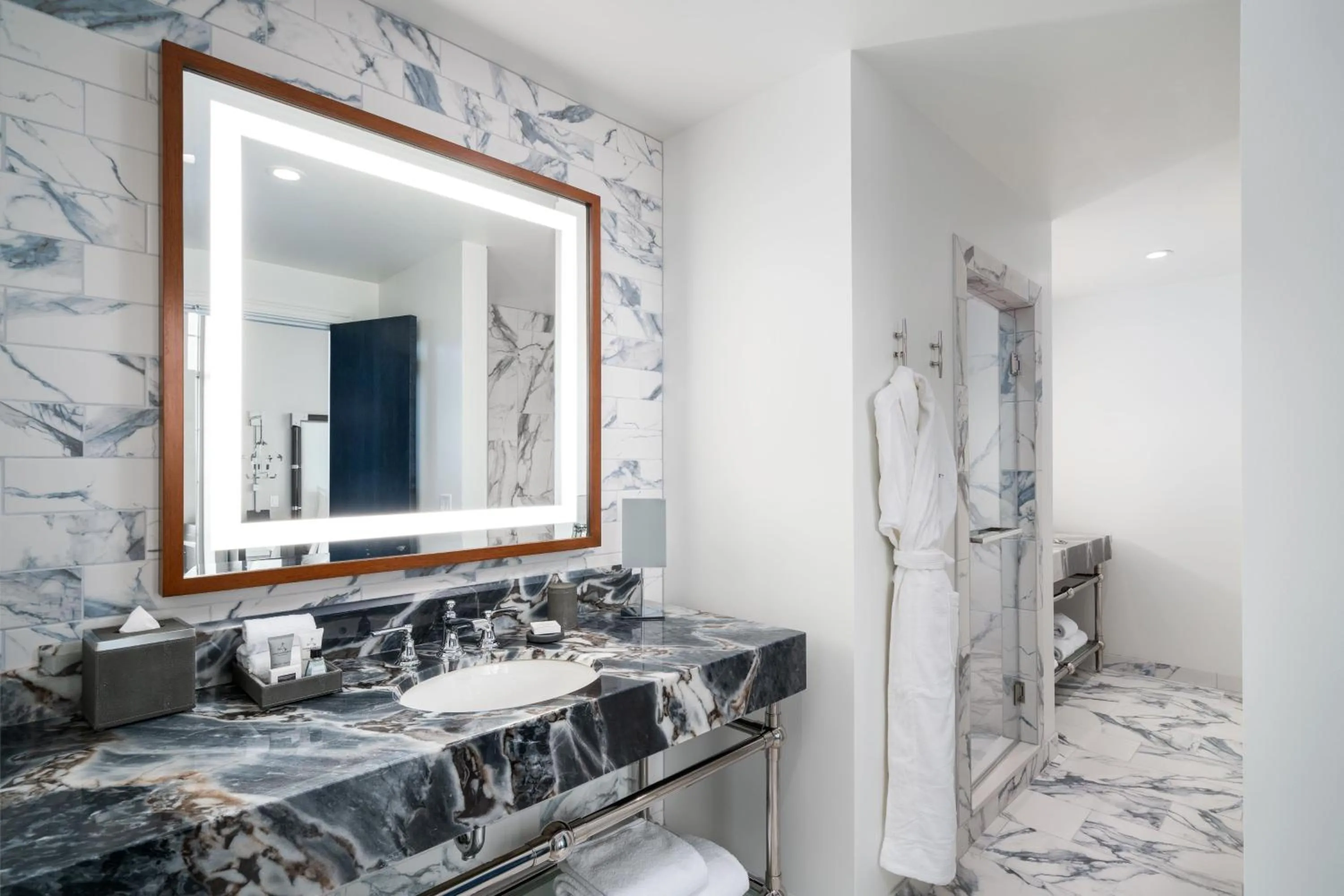 Photo of the whole room in JW Marriott Savannah Plant Riverside District