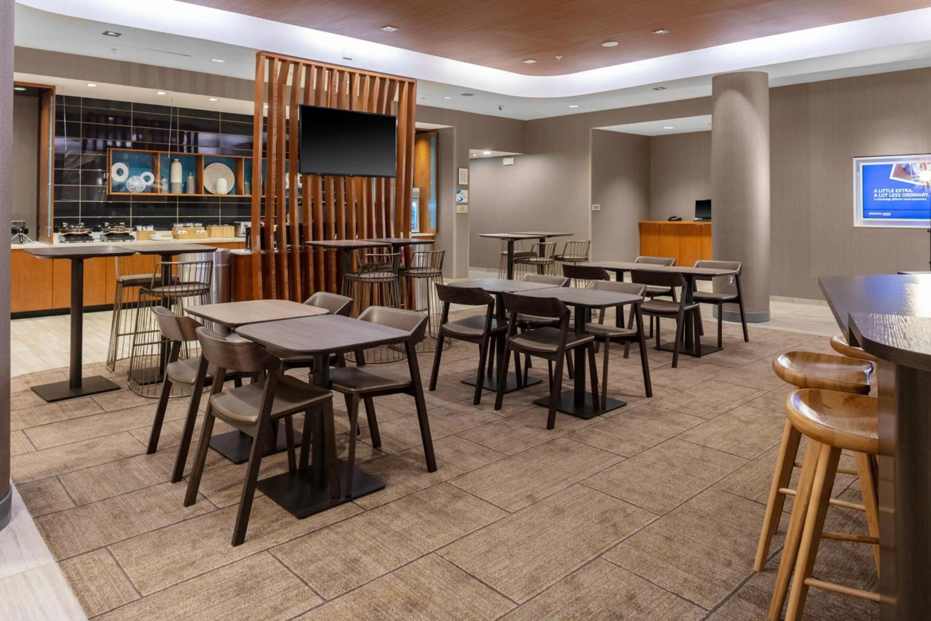 Breakfast in SpringHill Suites by Marriott Suwanee Johns Creek