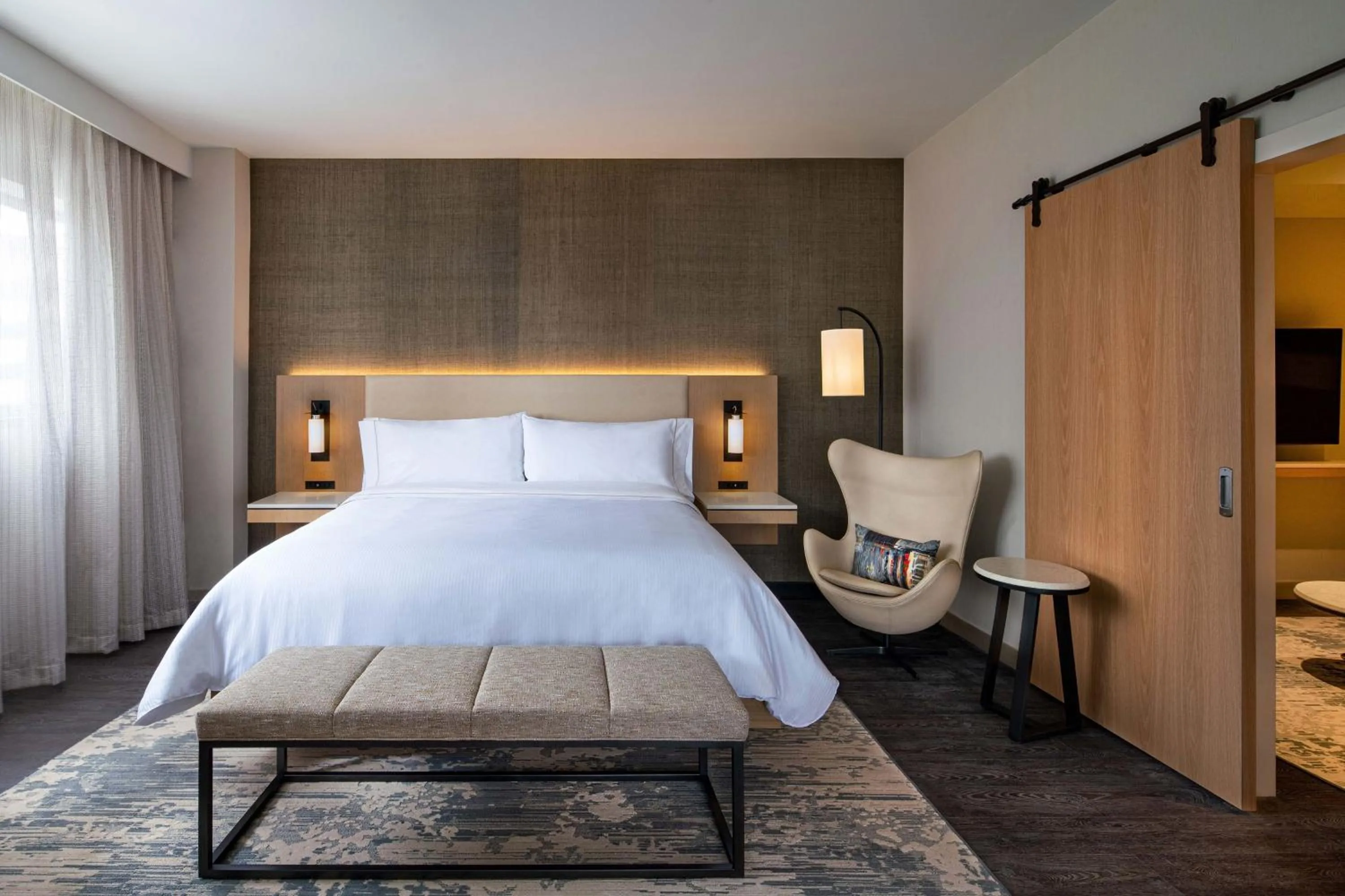 Bedroom, Bed in The Westin Houston Medical Center - Museum District