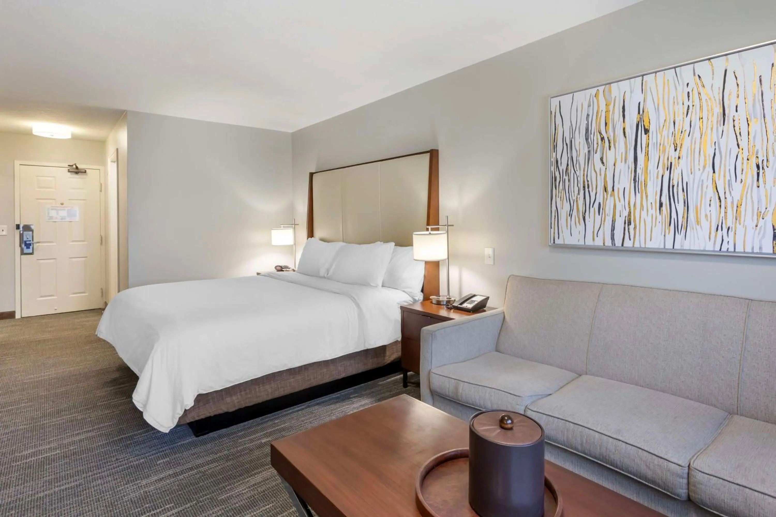 Bedroom, Bed in Best Western PLUS Cotton Tree Inn