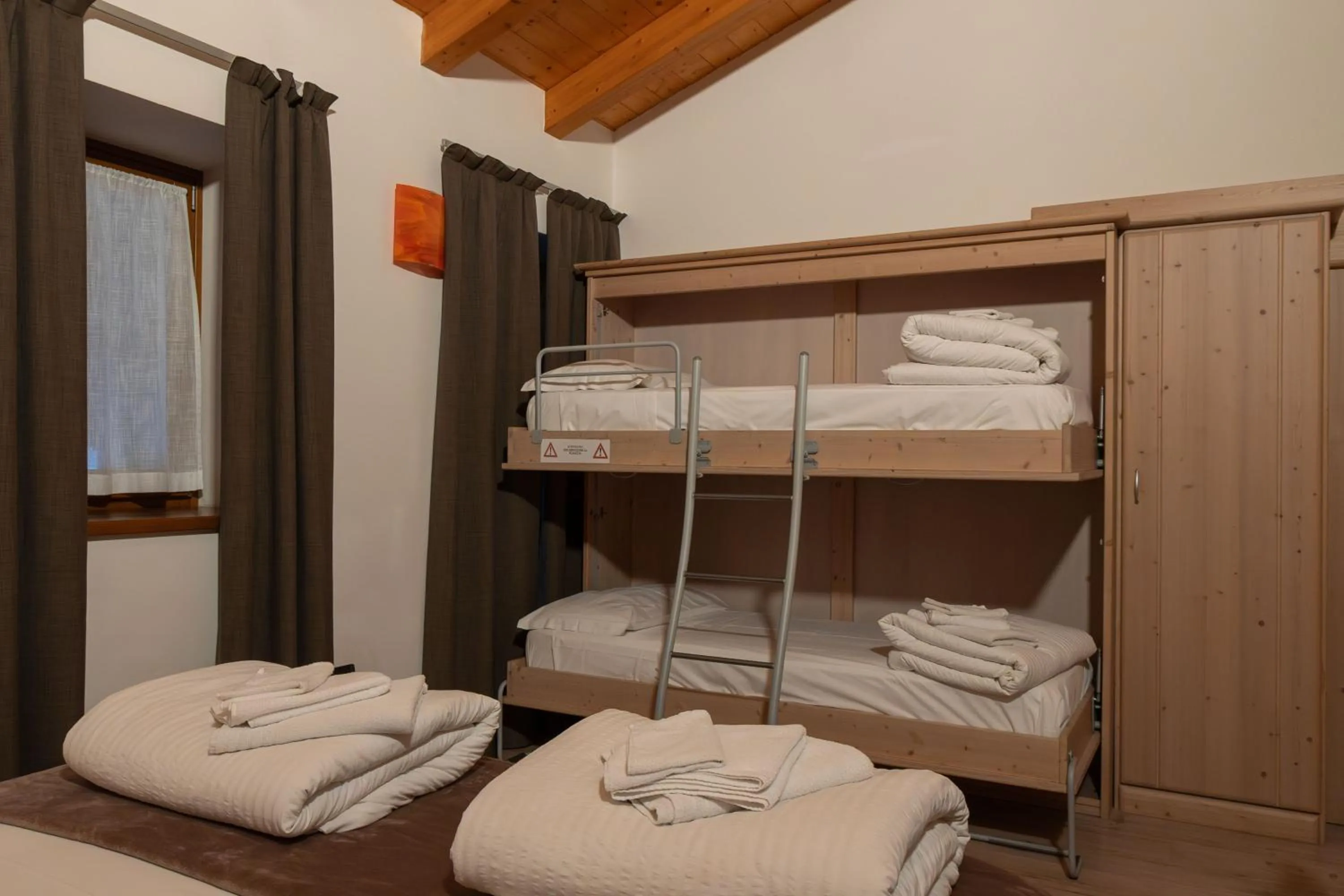 Bedroom, Bed in Ai Vellutai