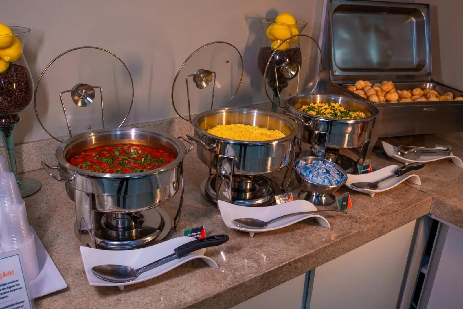 Buffet breakfast in Hotel Açores