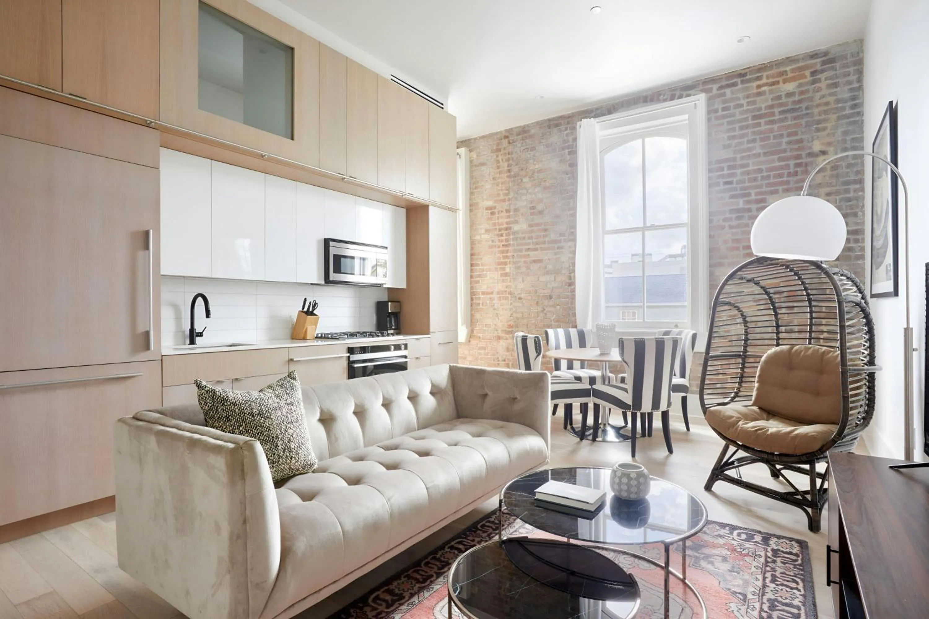 Living room in Sonder by Marriott Bonvoy Gravier Place Apartments Medical