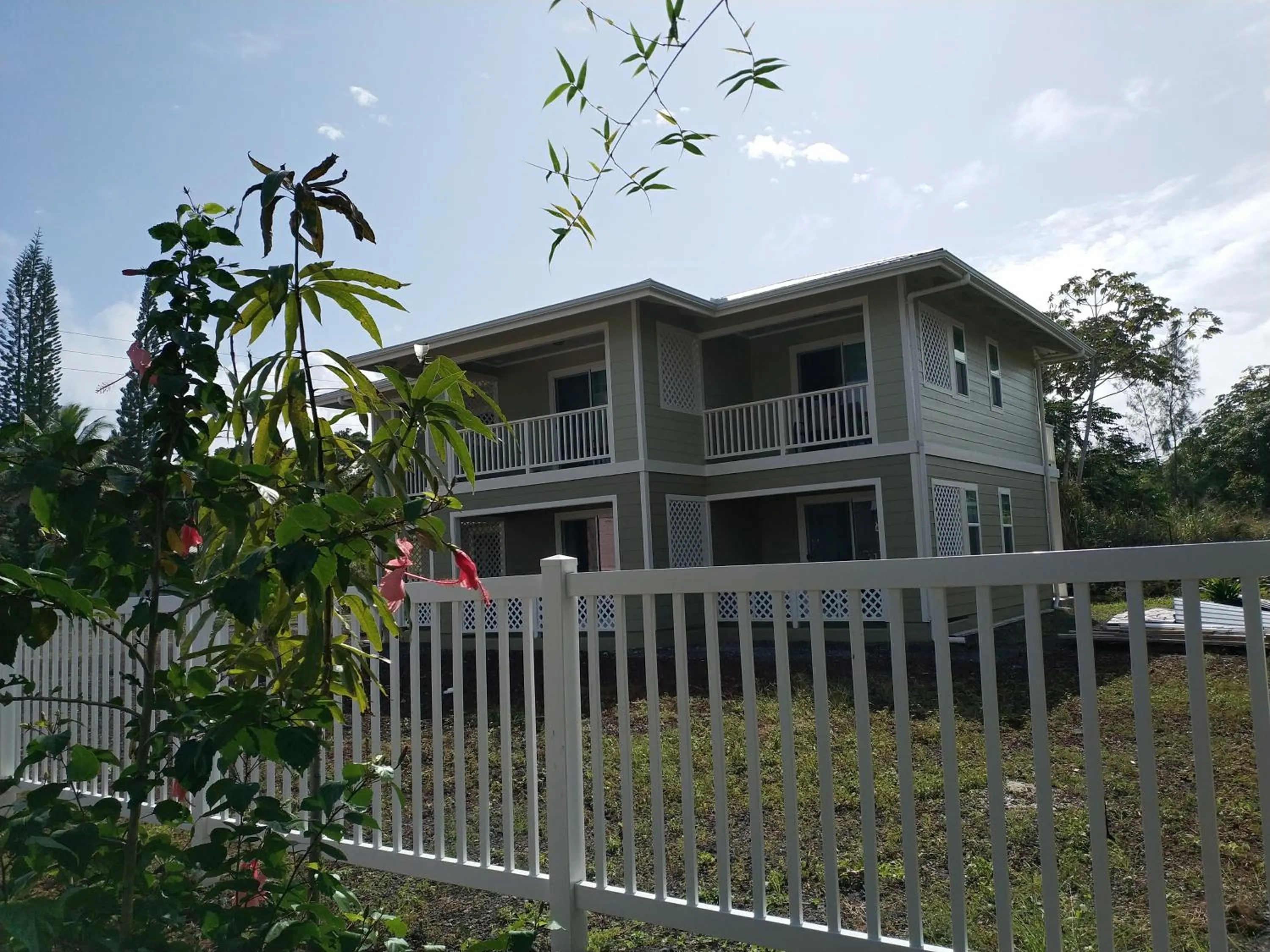 Property building in Ocean Breeze Inn