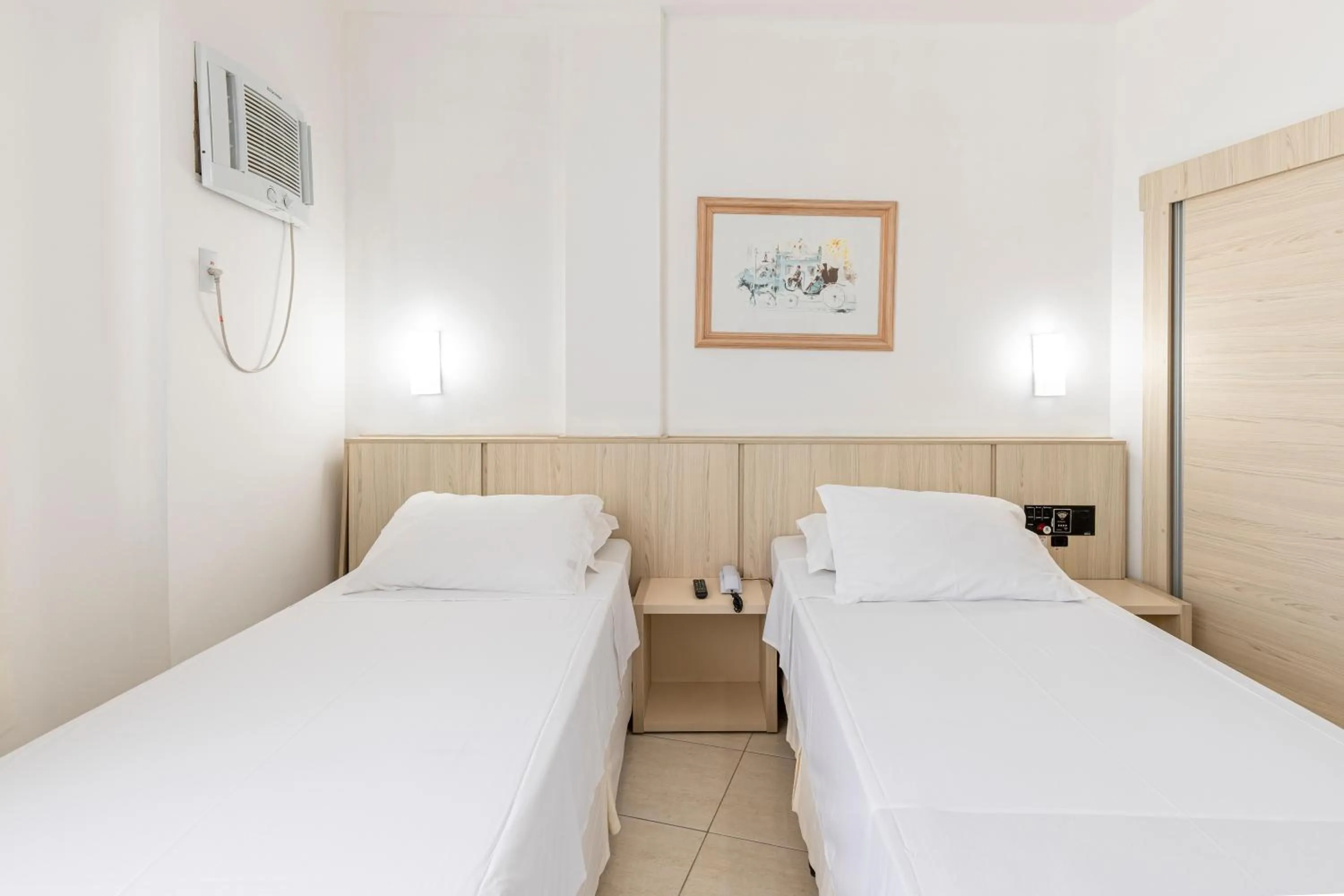 Bedroom, Bed in Hotel Ilha da Madeira