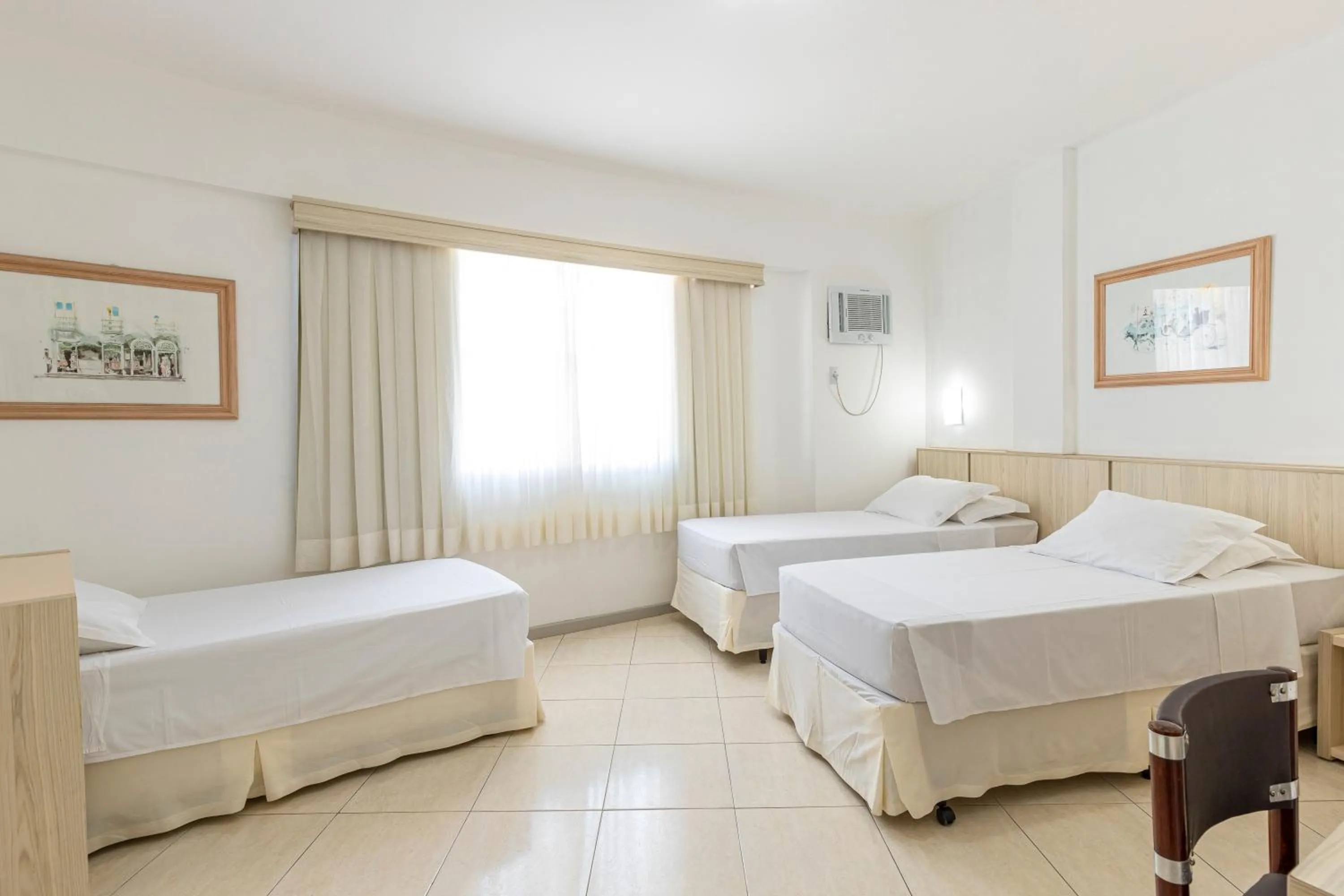 Bedroom, Bed in Hotel Ilha da Madeira