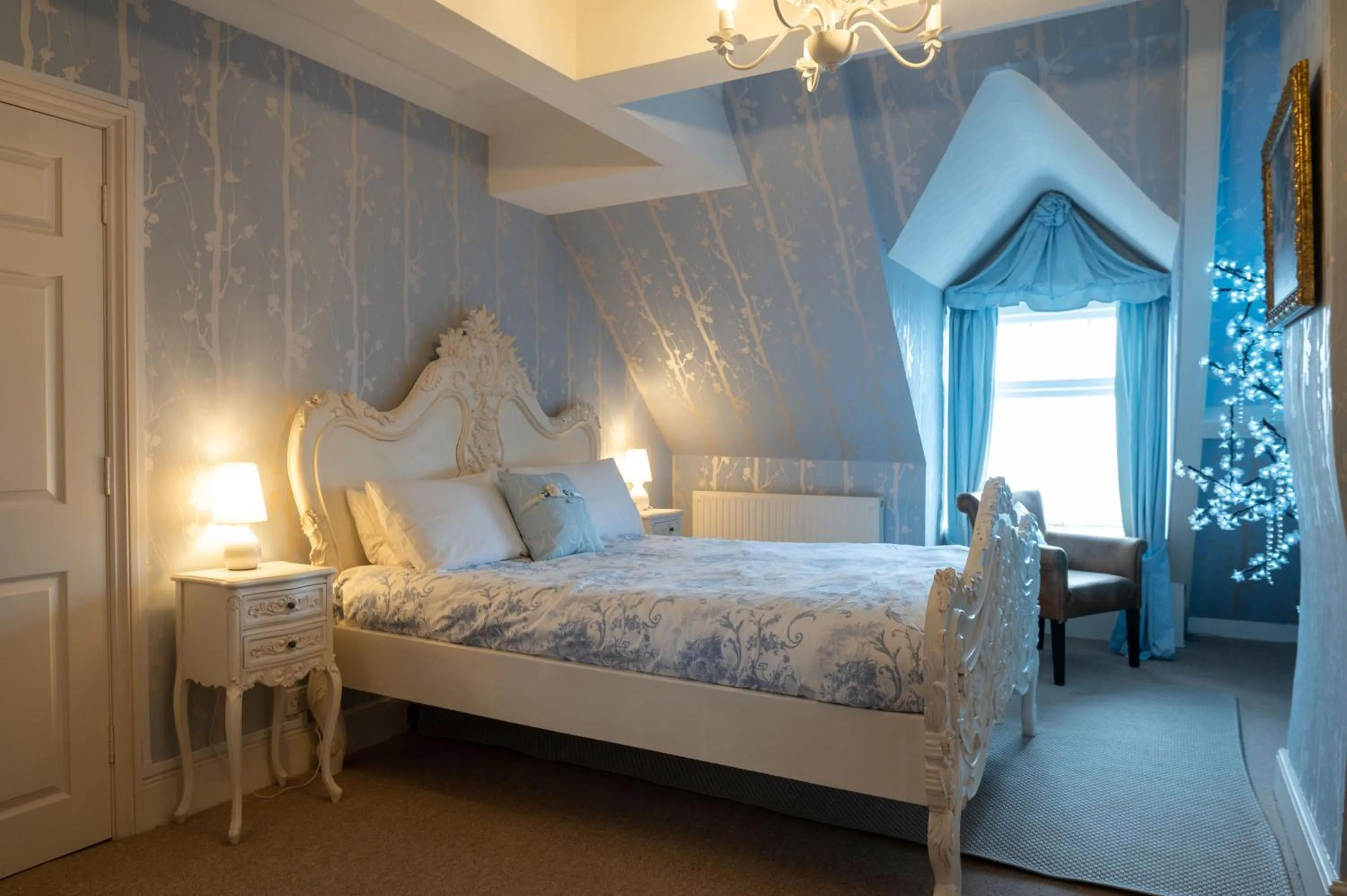 Bedroom, Bed in Enchanted Manor