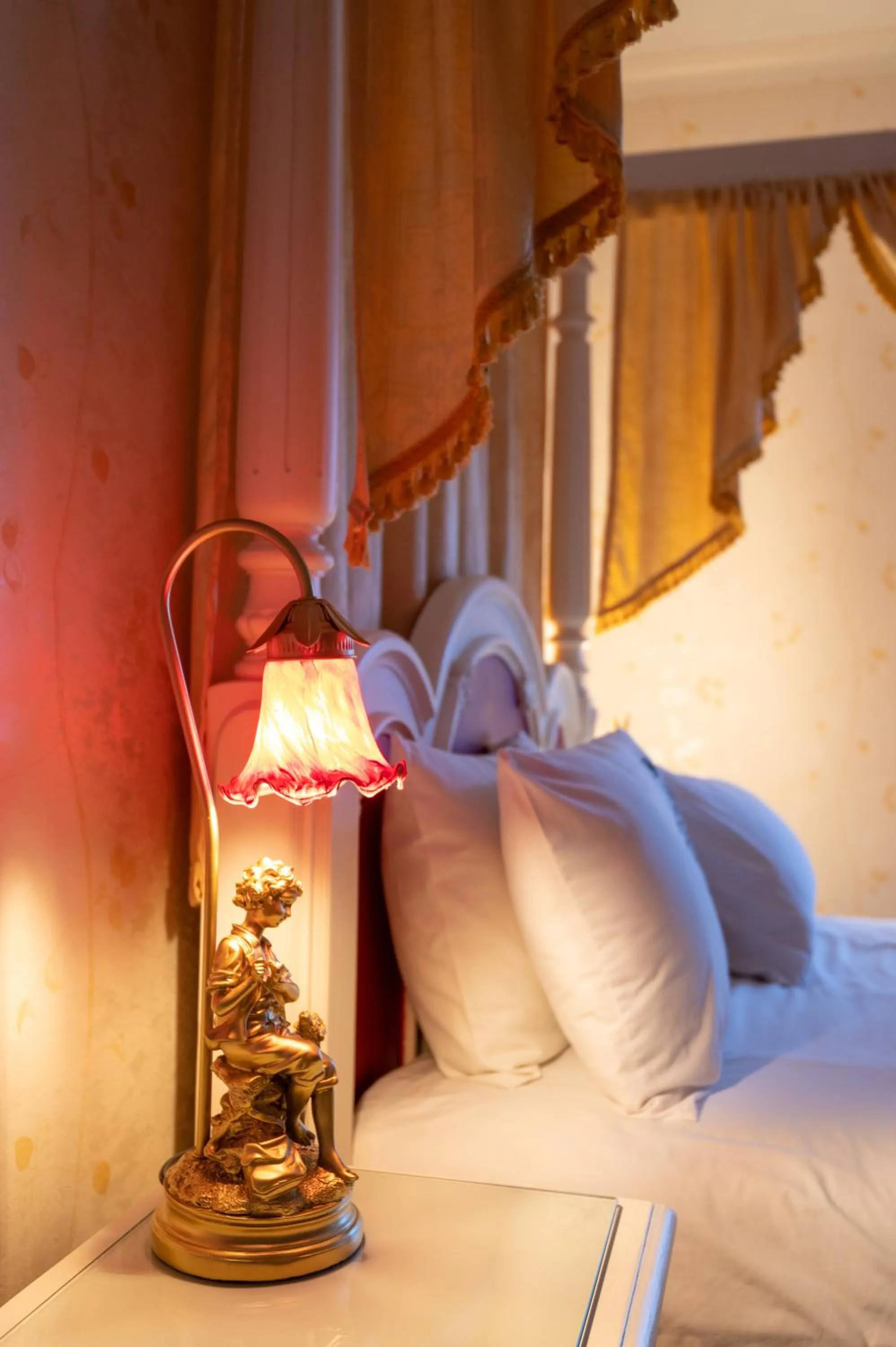 Bedroom, Bed in Enchanted Manor