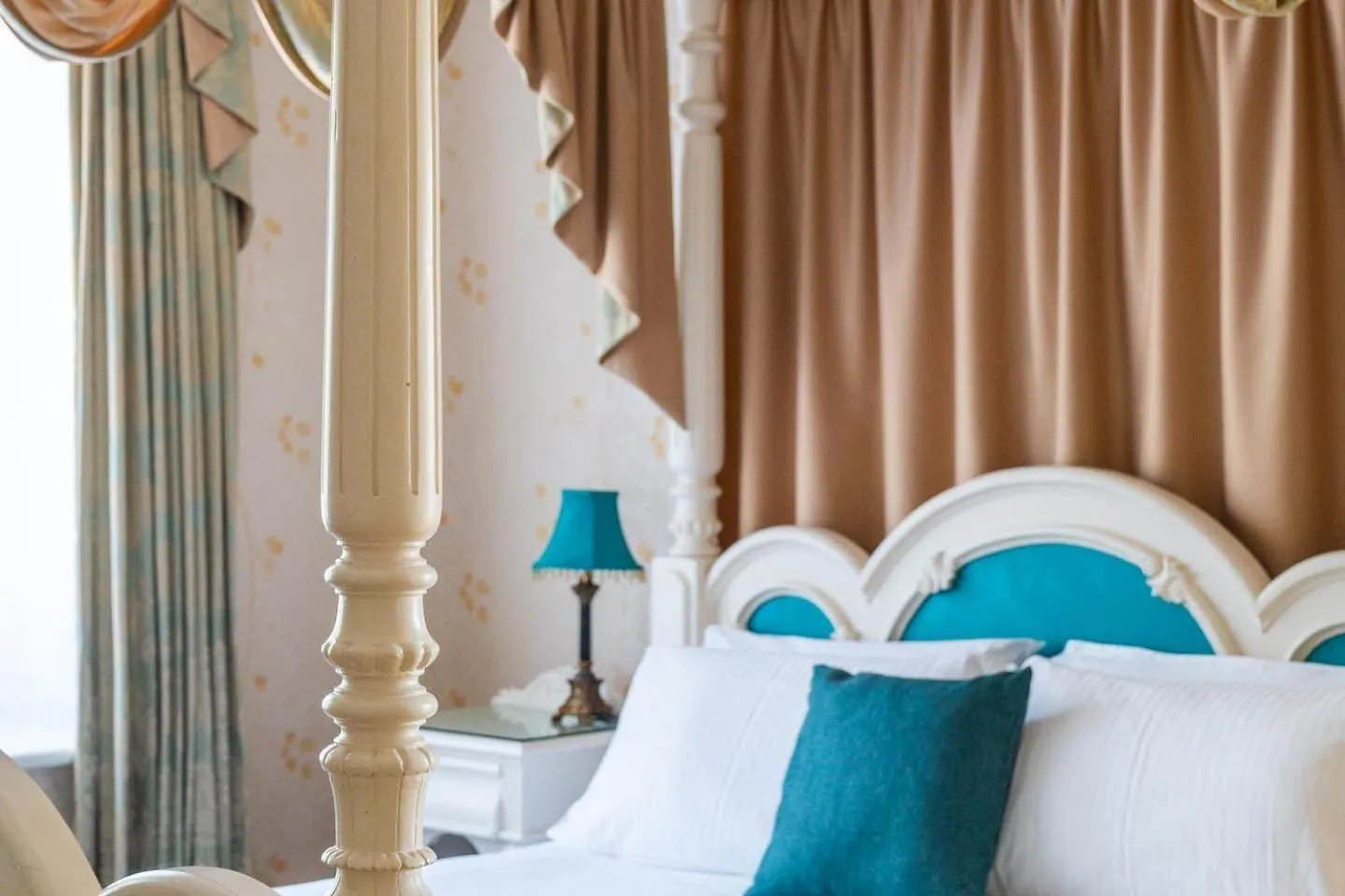 Bedroom, Bed in Enchanted Manor