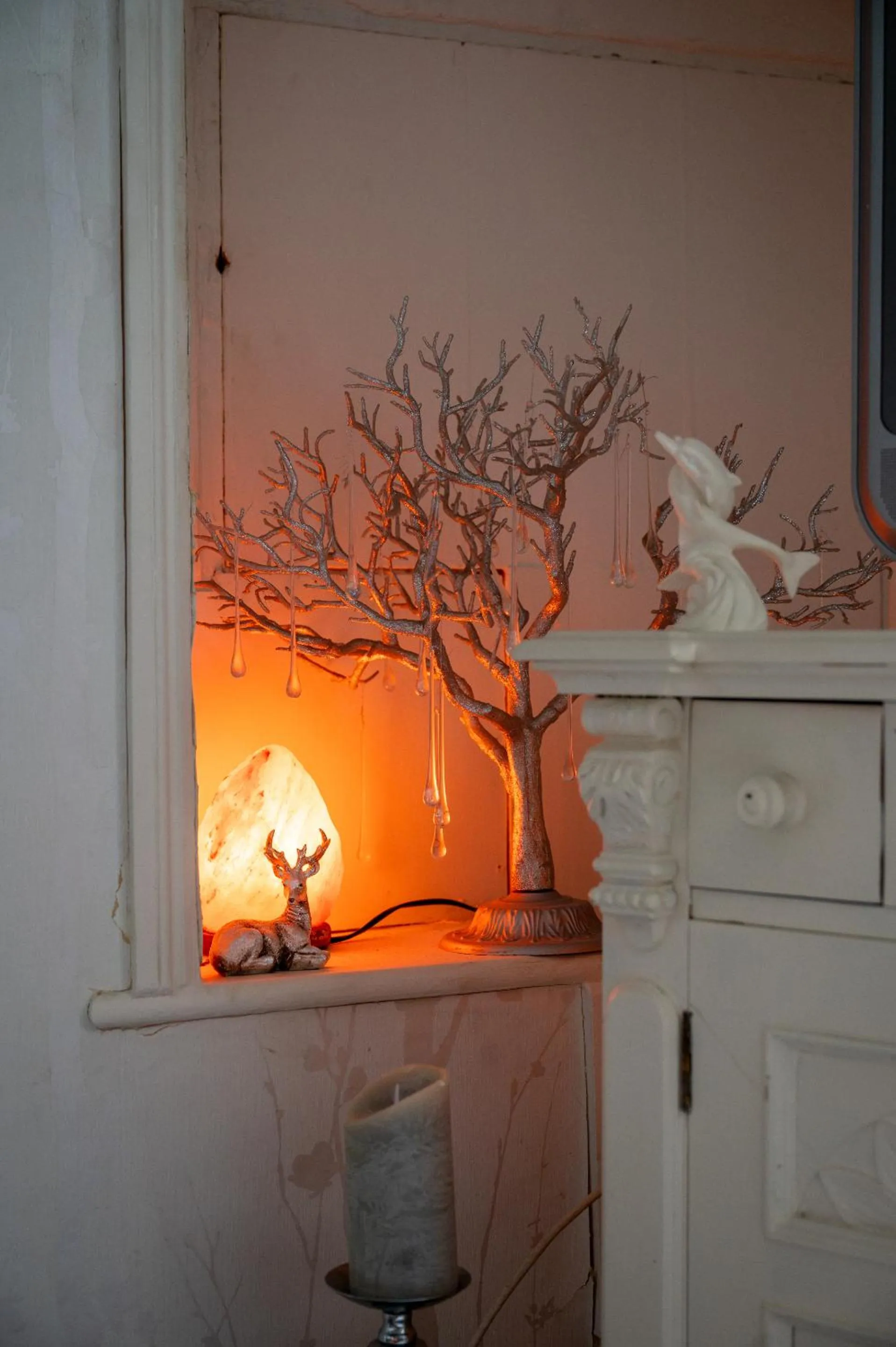 Living room in Enchanted Manor