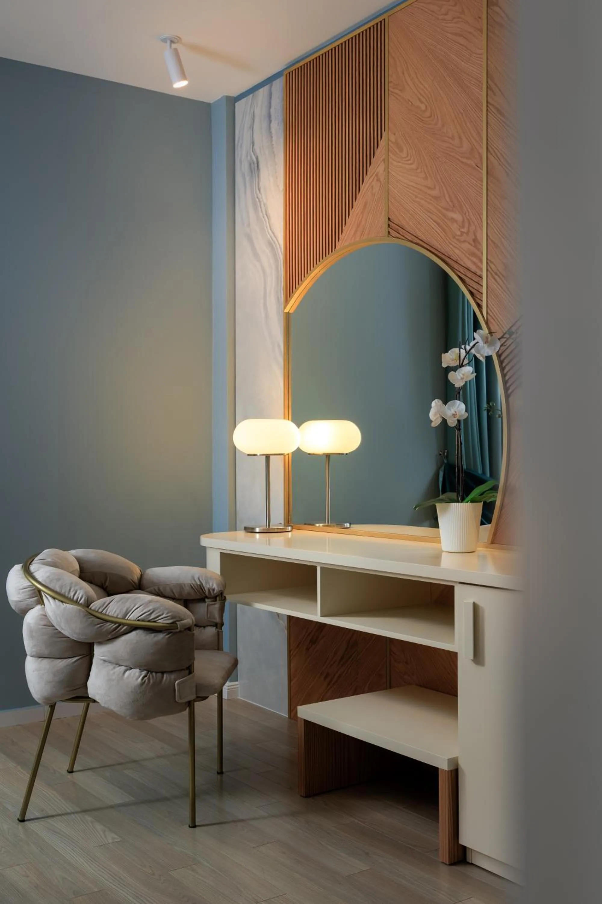 Seating area in Hotel Brilant Saranda