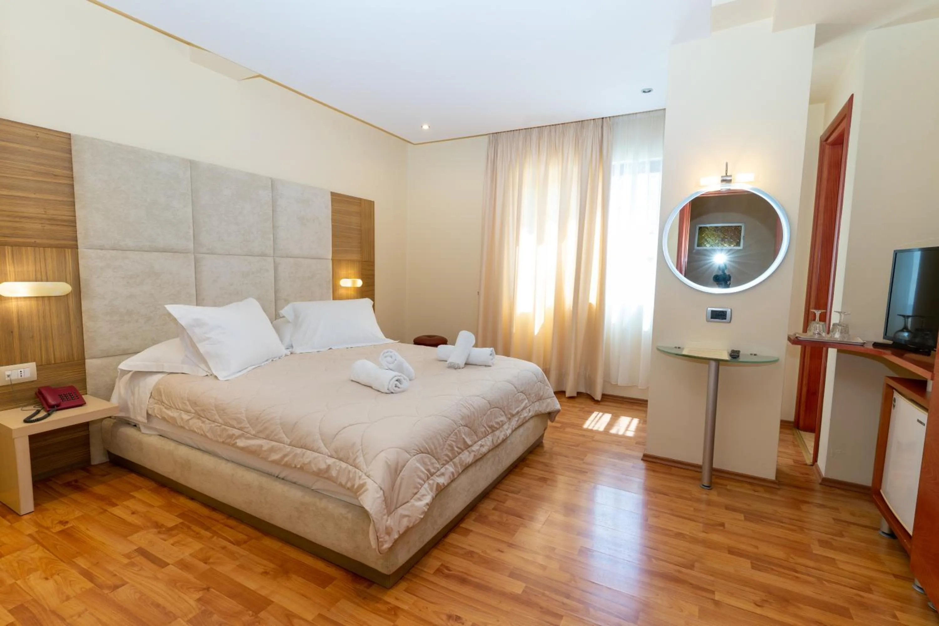 Photo of the whole room, Bed in Hotel Brilant Saranda