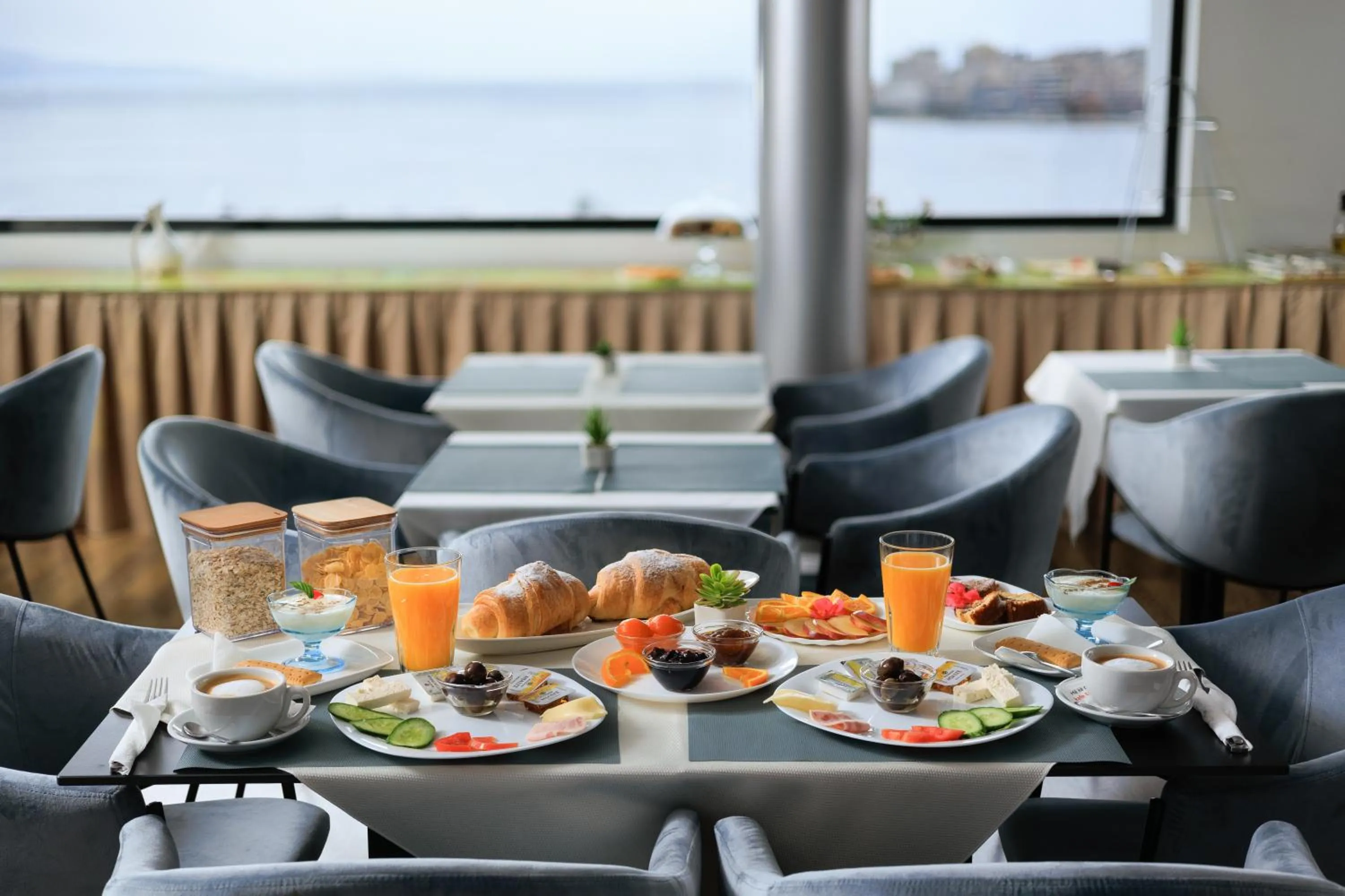 Restaurant/places to eat in Hotel Brilant Saranda